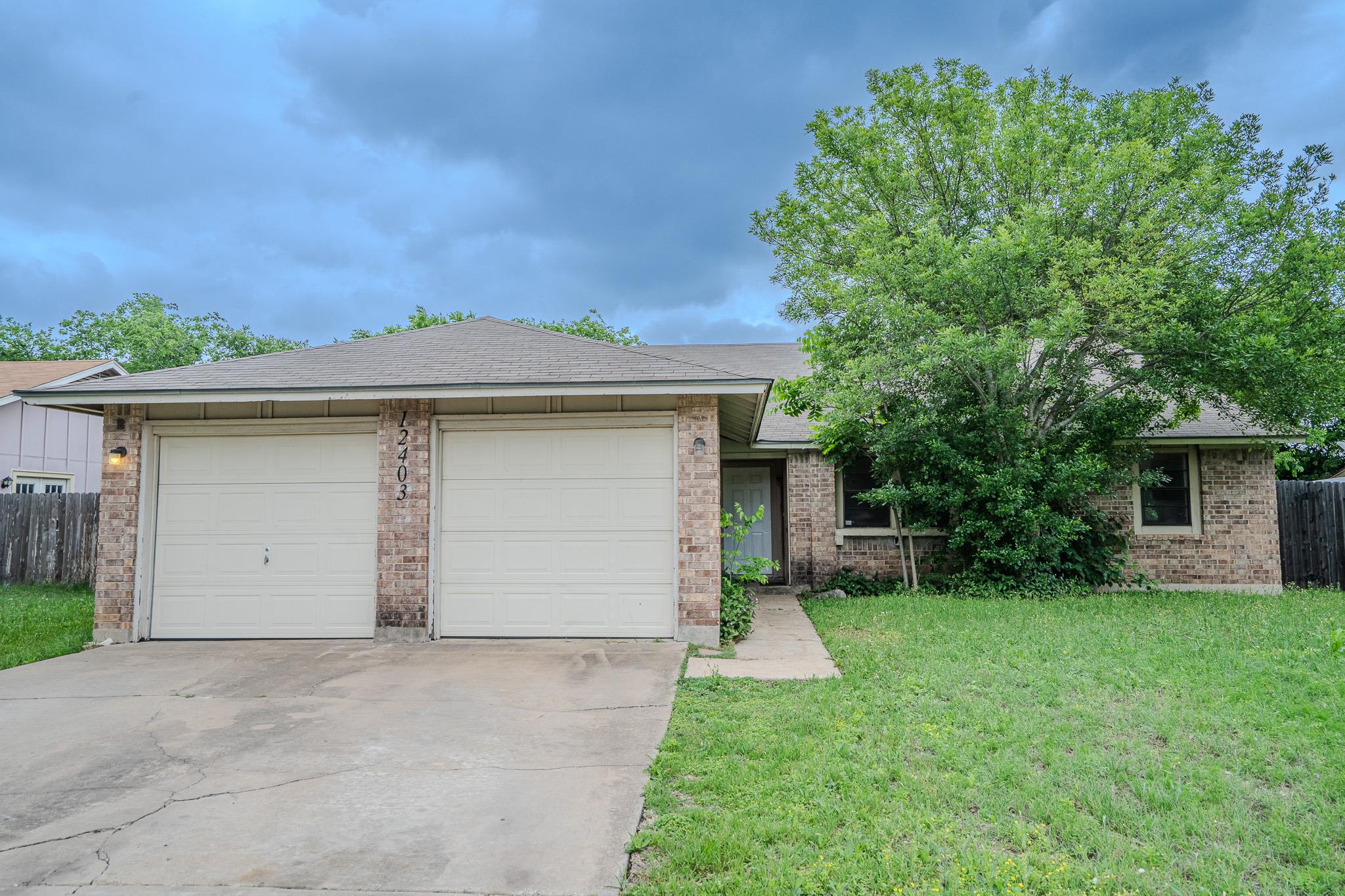 12403 Tree Line Dr #b Property Photo 1