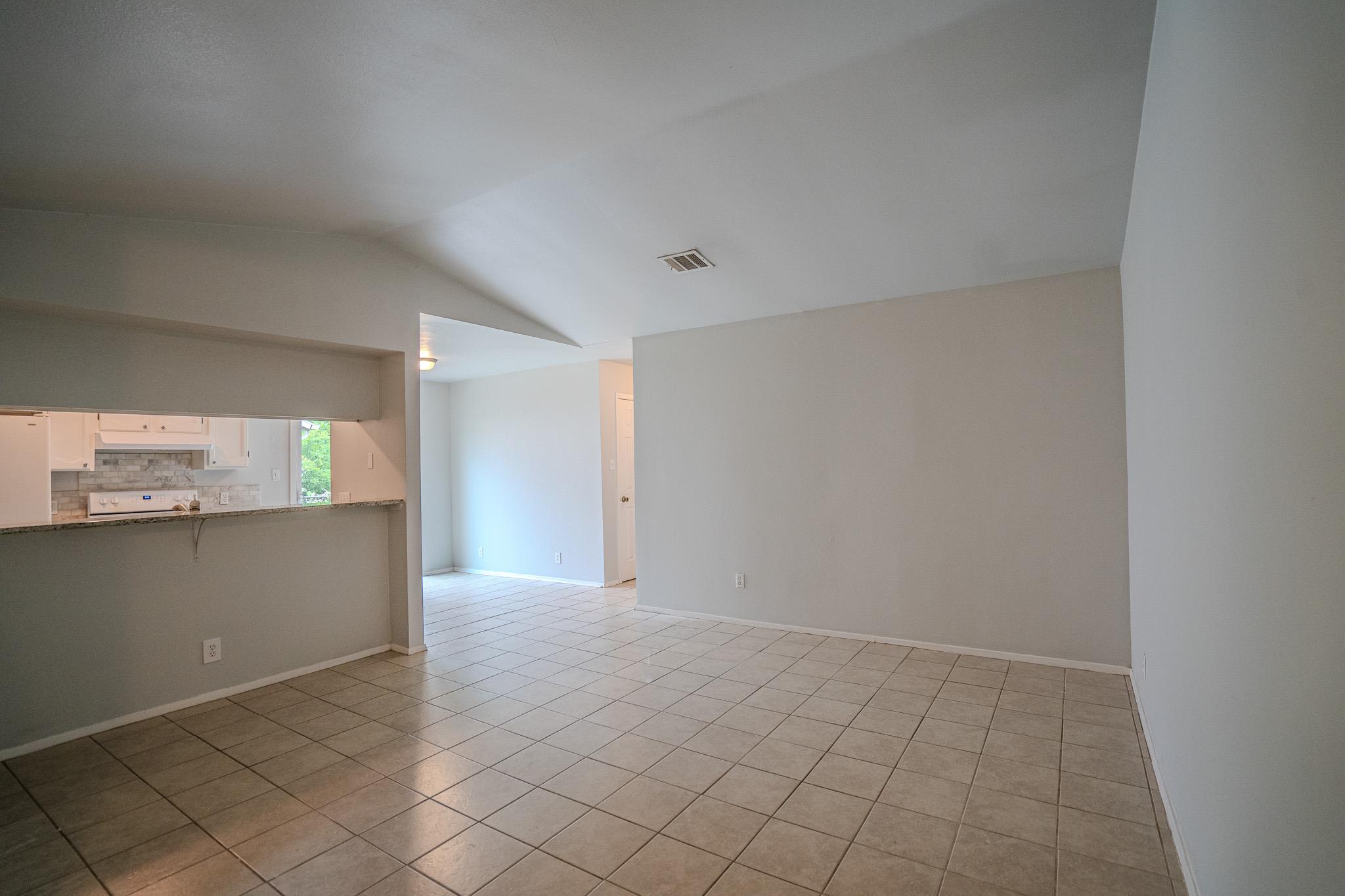 12403 Tree Line Dr #b Property Photo 4