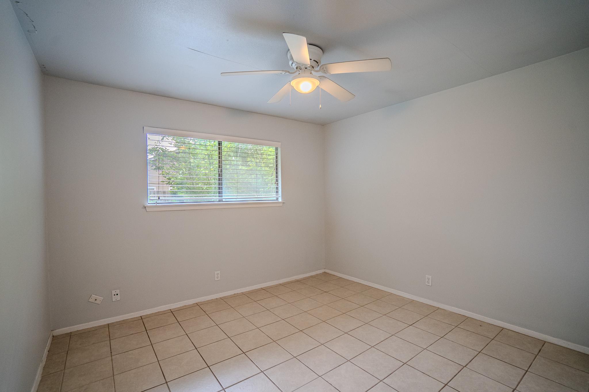 12403 Tree Line Dr #b Property Photo 12