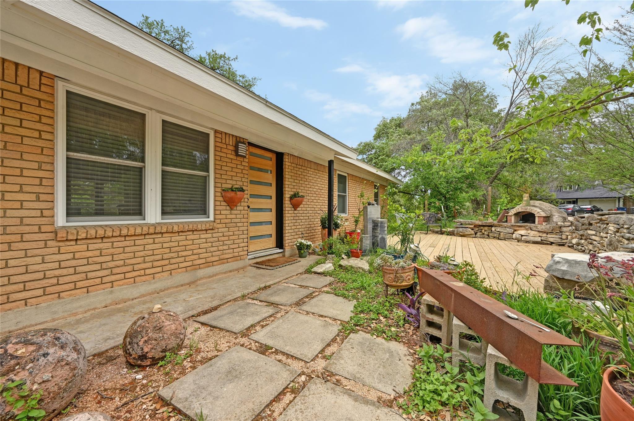 4505 Dudley Dr Property Photo 1
