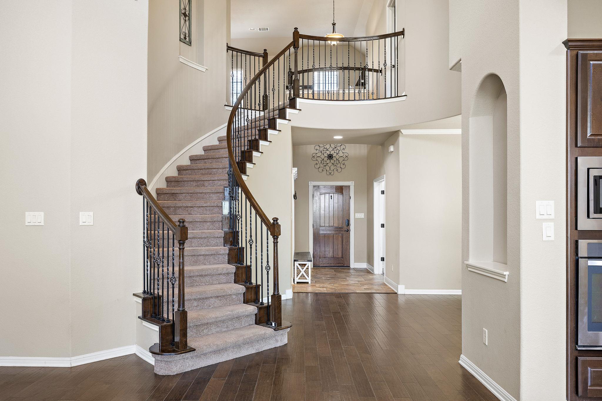1100 Teravista Xing Property Photo 1