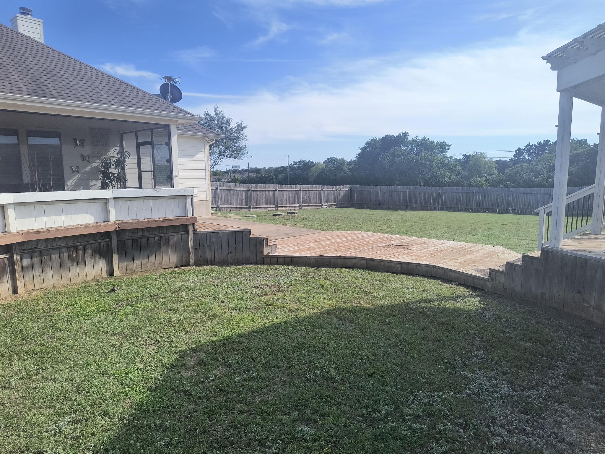 213 Dawn Dr Property Photo 11