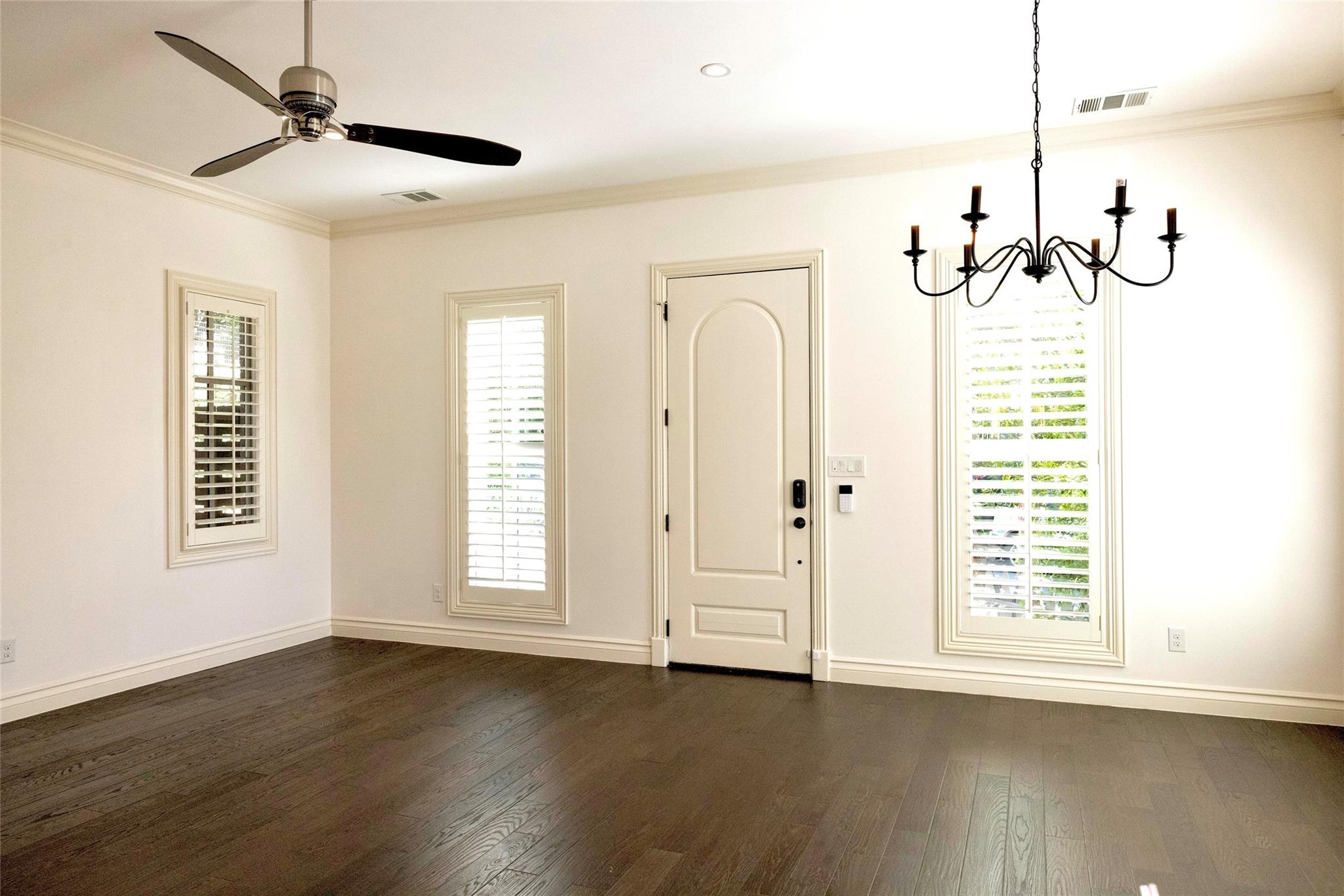 800 Rosedale Ter #b Property Photo 3