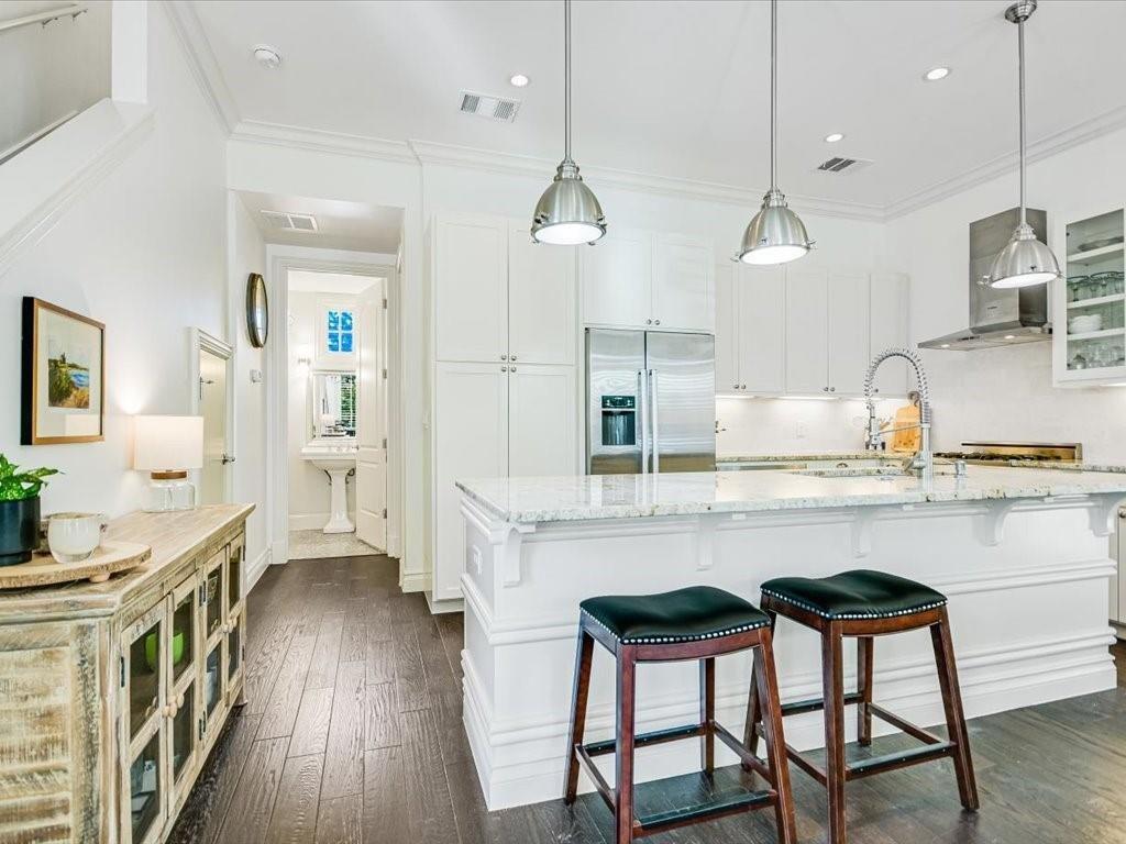 800 Rosedale Ter #b Property Photo 13