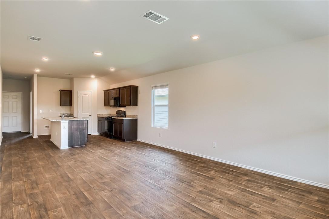 745 Adler Way Property Photo 3