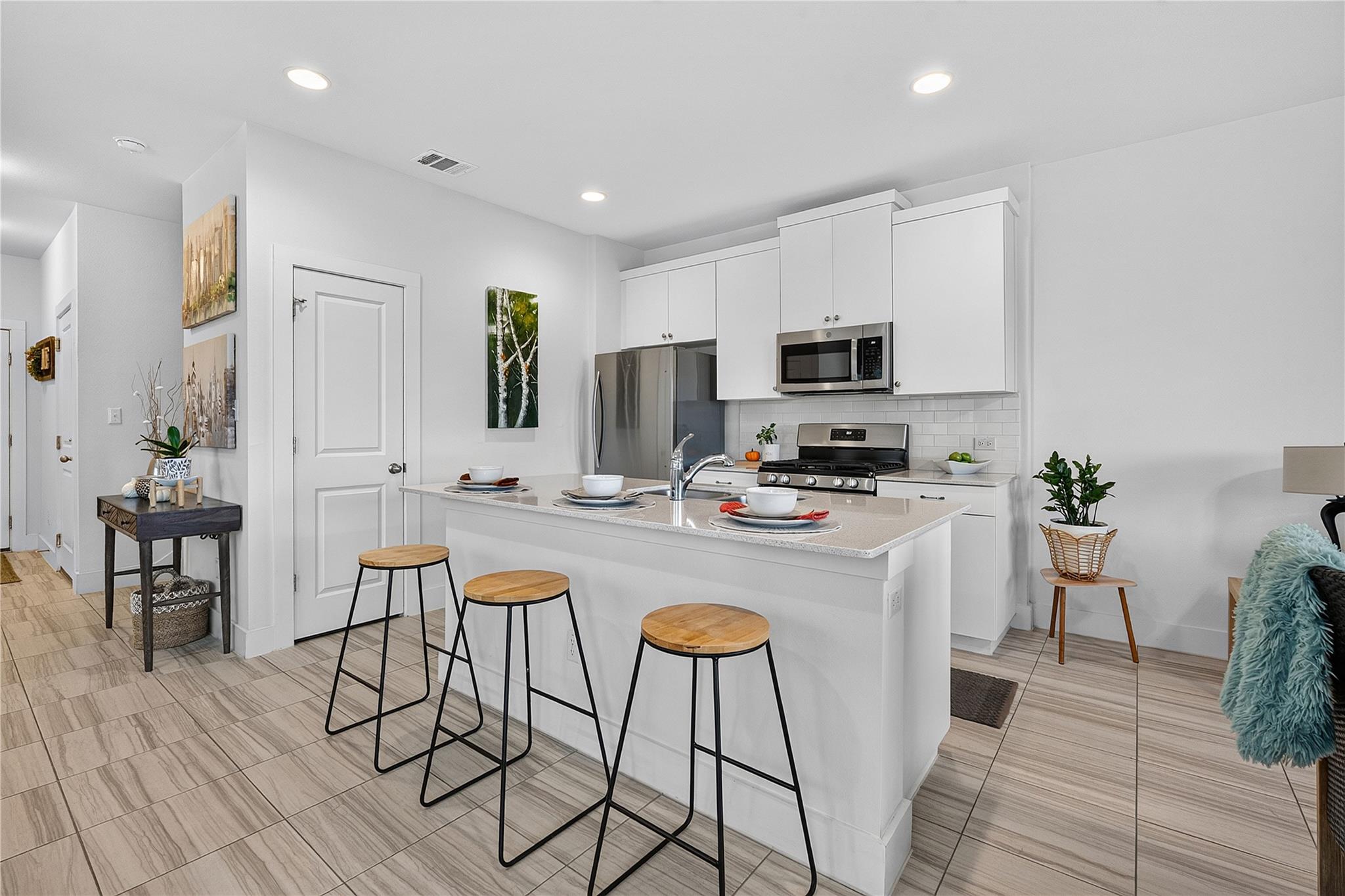521 White Steppe Way Property Photo 1