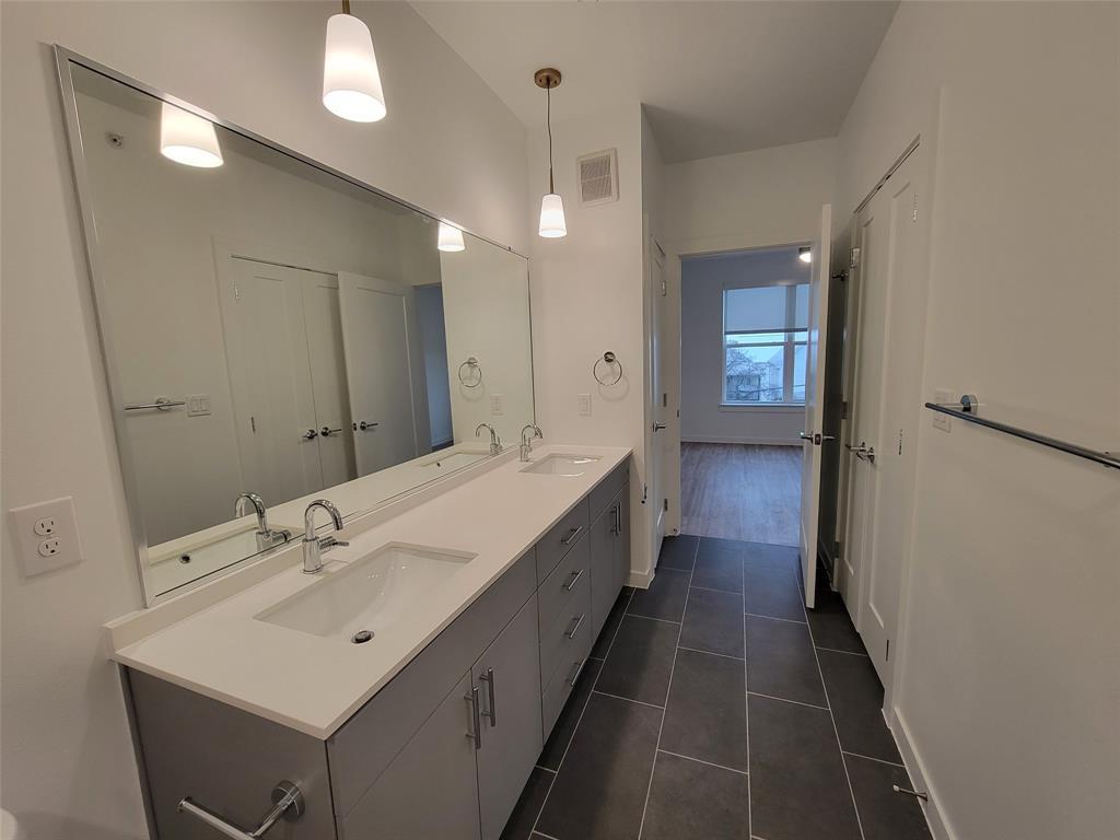 4801 Springdale Rd #2211 Property Photo 15