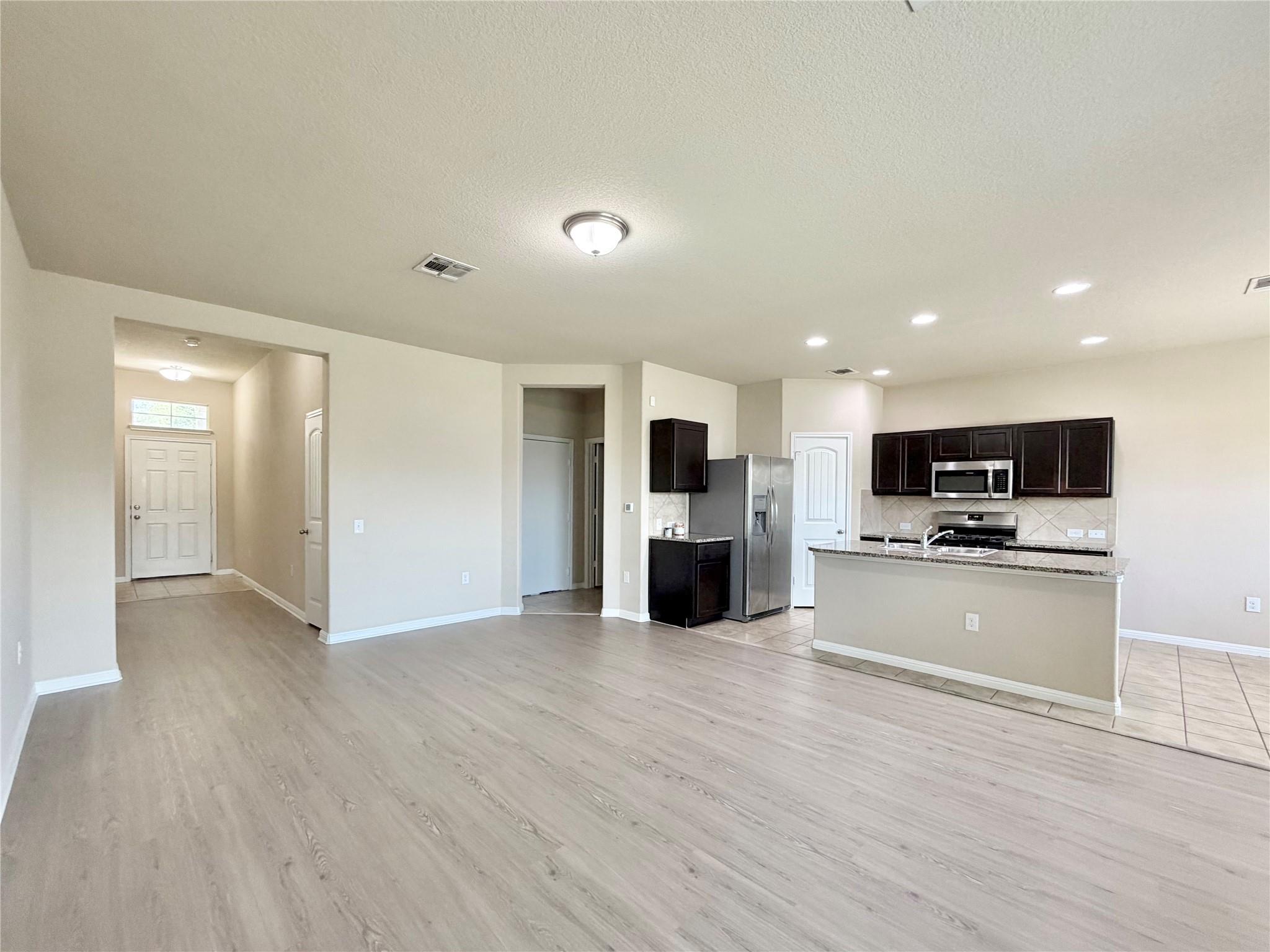 1416 Fort Dessau Rd Property Photo 3