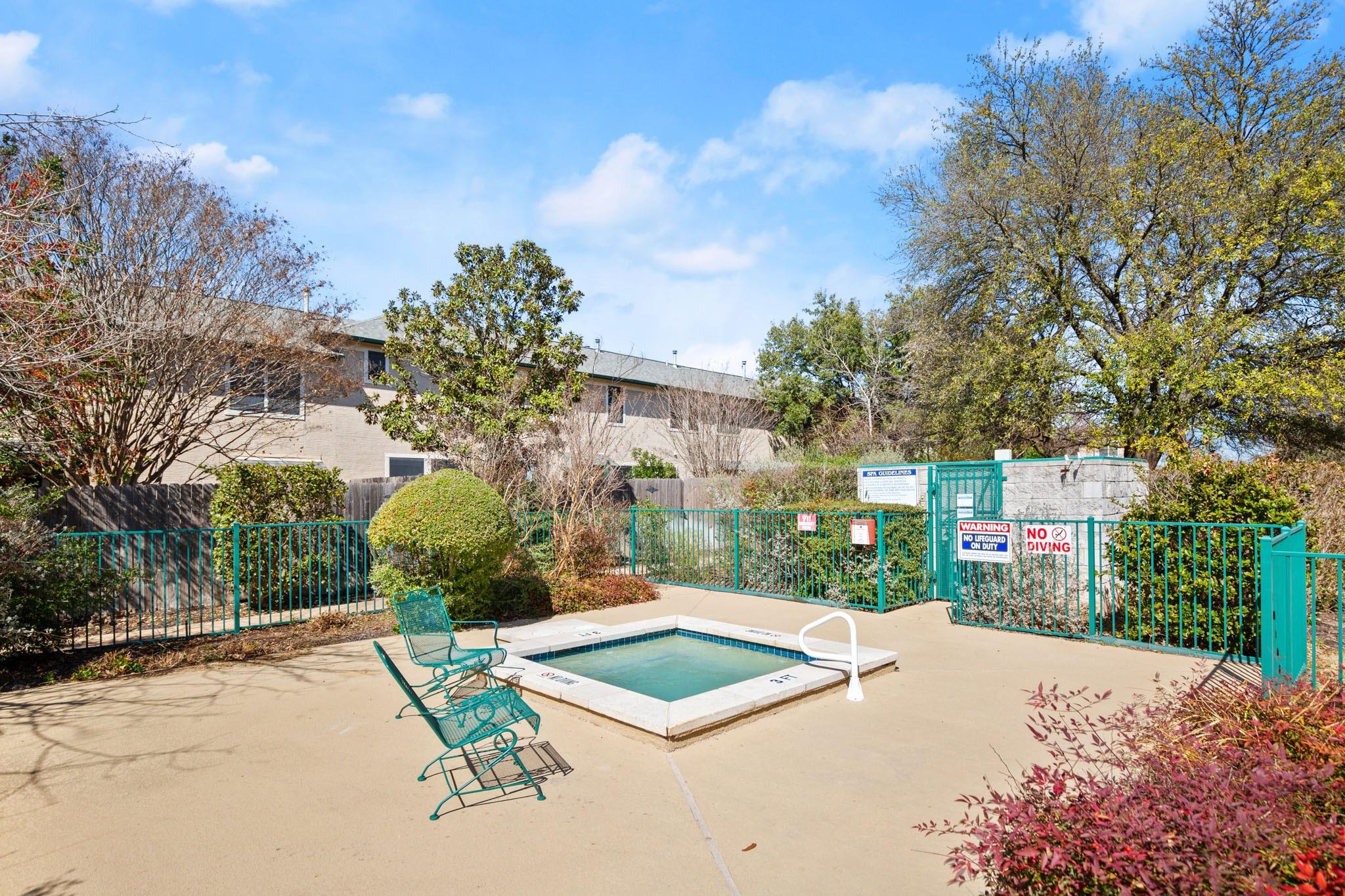 2100 Pipers Field Dr #33 Property Photo 21