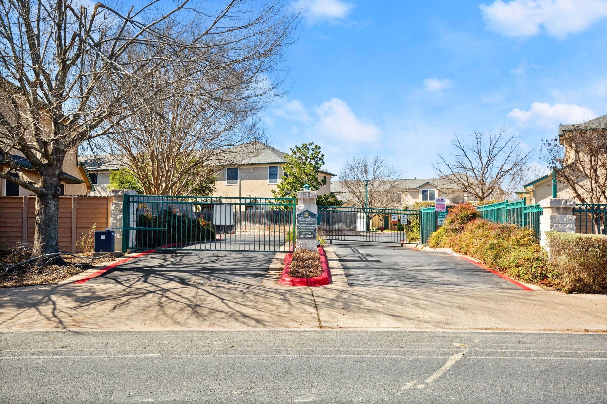 2100 Pipers Field Dr #33 Property Photo 22