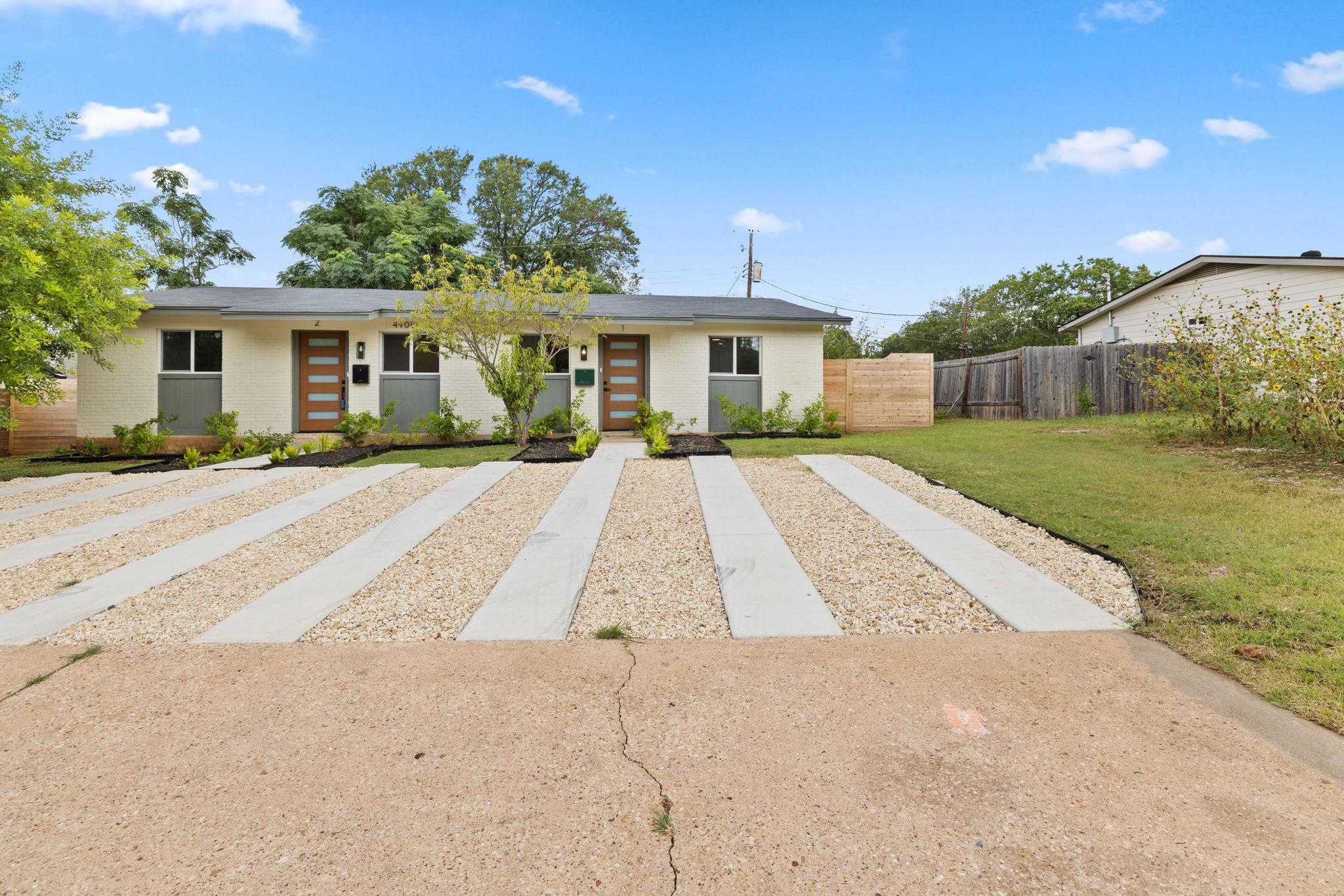 4908 Hawk Cv Property Photo 2