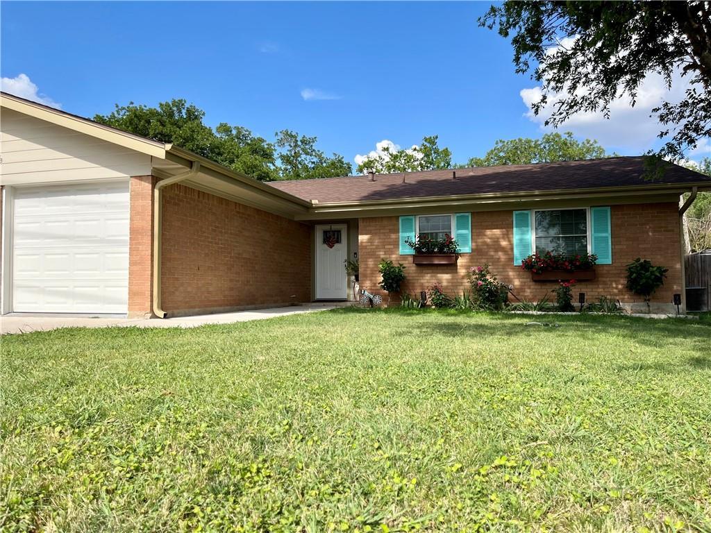 216 Lizzie St Property Photo
