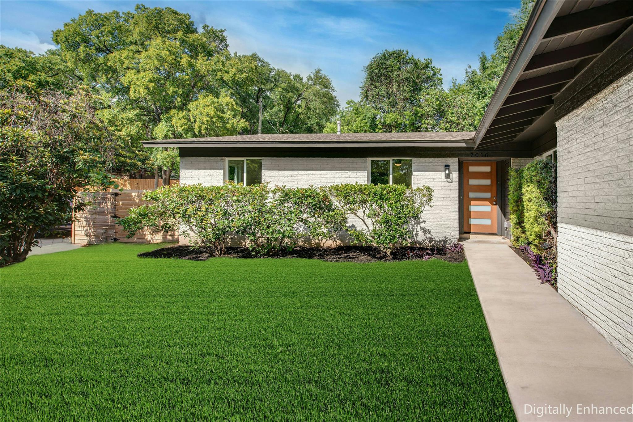 7016 Creighton Ln