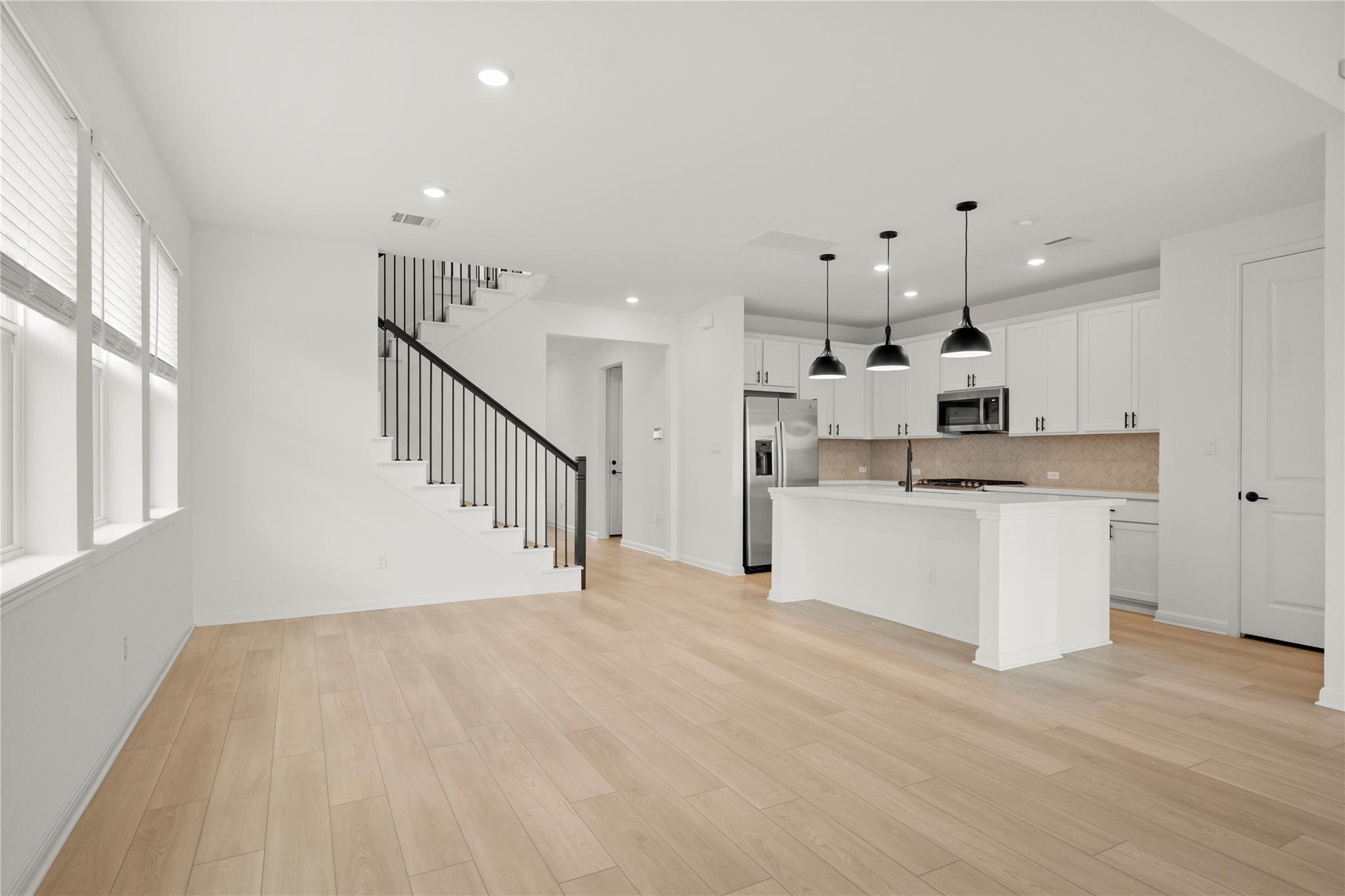 236 Wingstem Way Property Photo 3