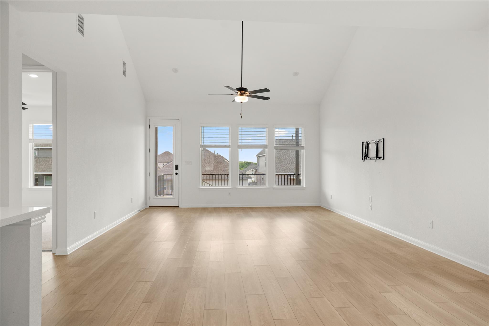 236 Wingstem Way Property Photo 4