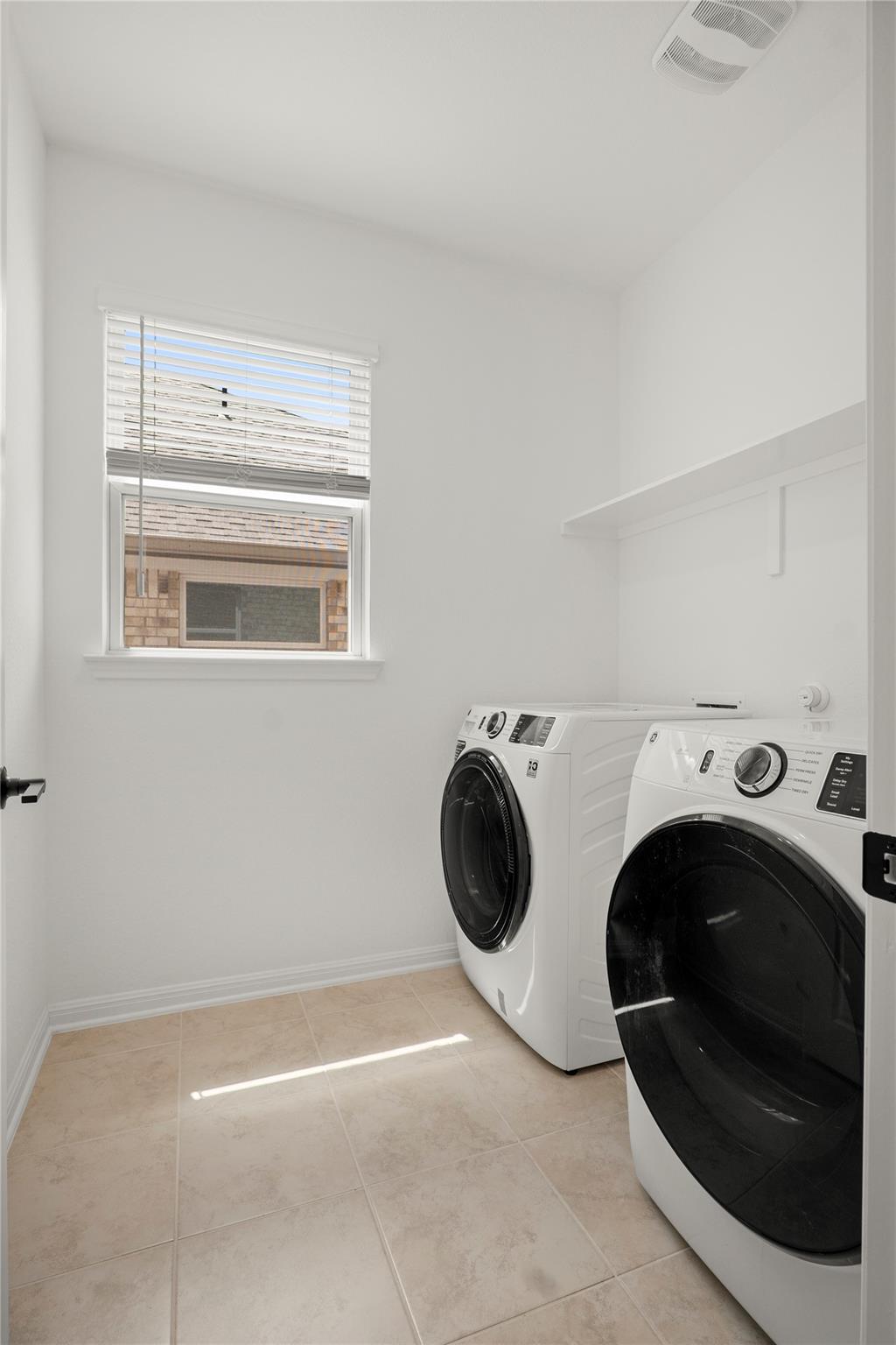 236 Wingstem Way Property Photo 8
