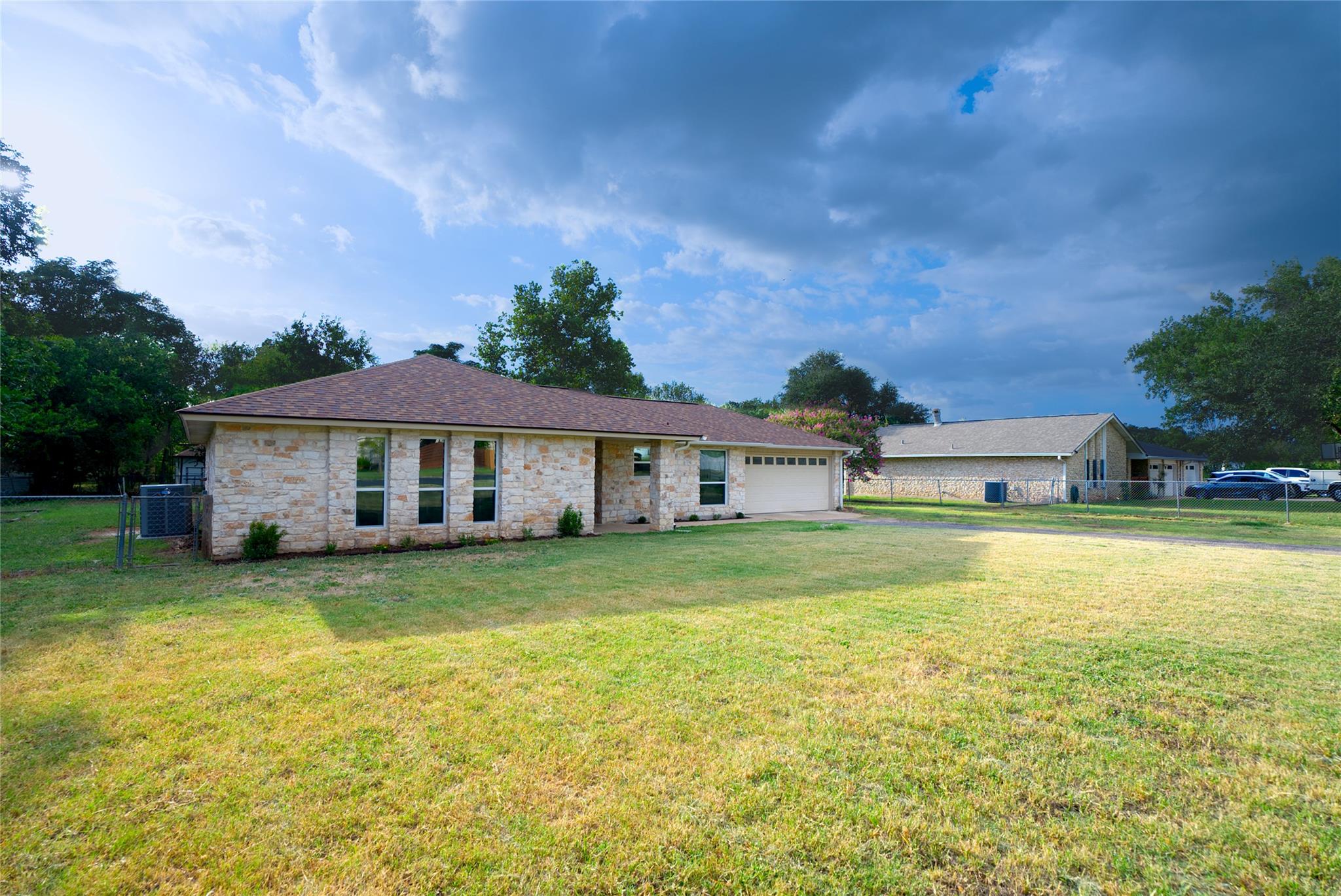 13004 Running Deer Trl Property Photo 10