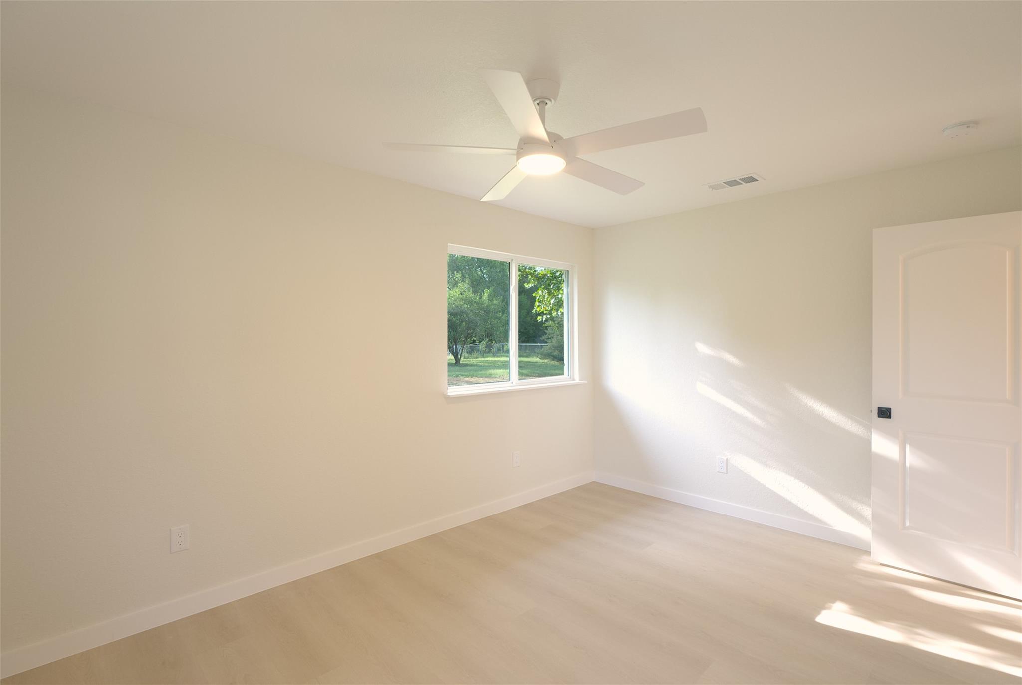 13004 Running Deer Trl Property Photo 31