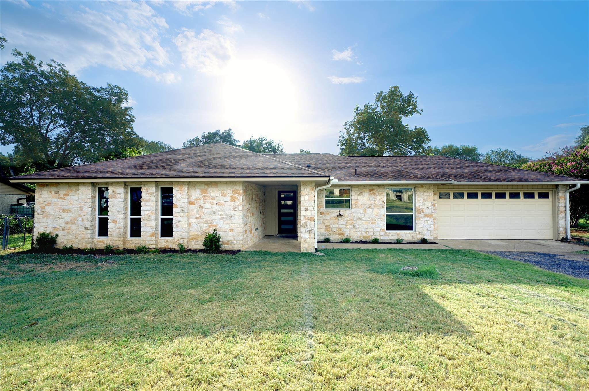 13004 Running Deer Trl Property Photo 35