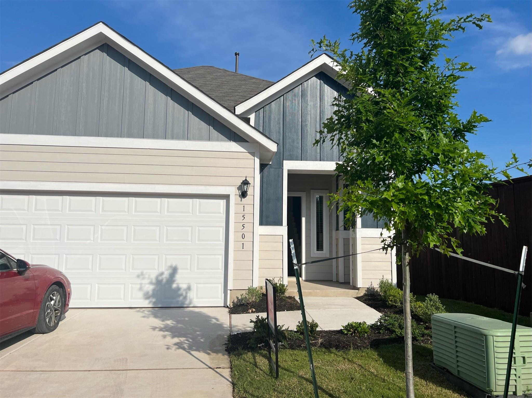 15501 Ellinger Dr Property Photo 22