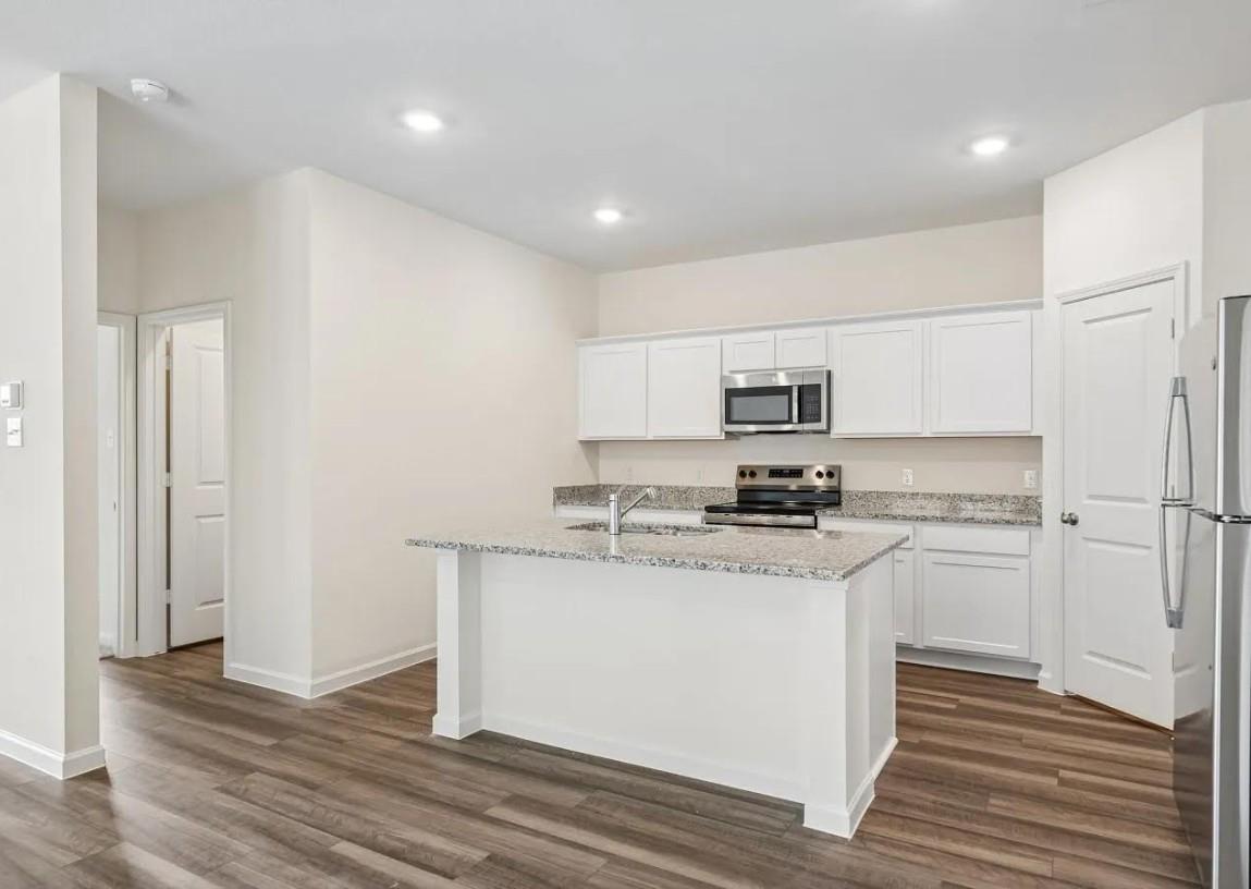 15817 Narcissus Way Property Photo 6