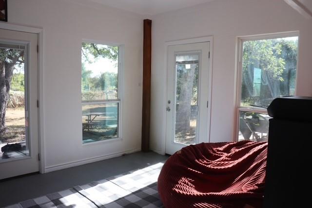 913 7th St Property Photo 5