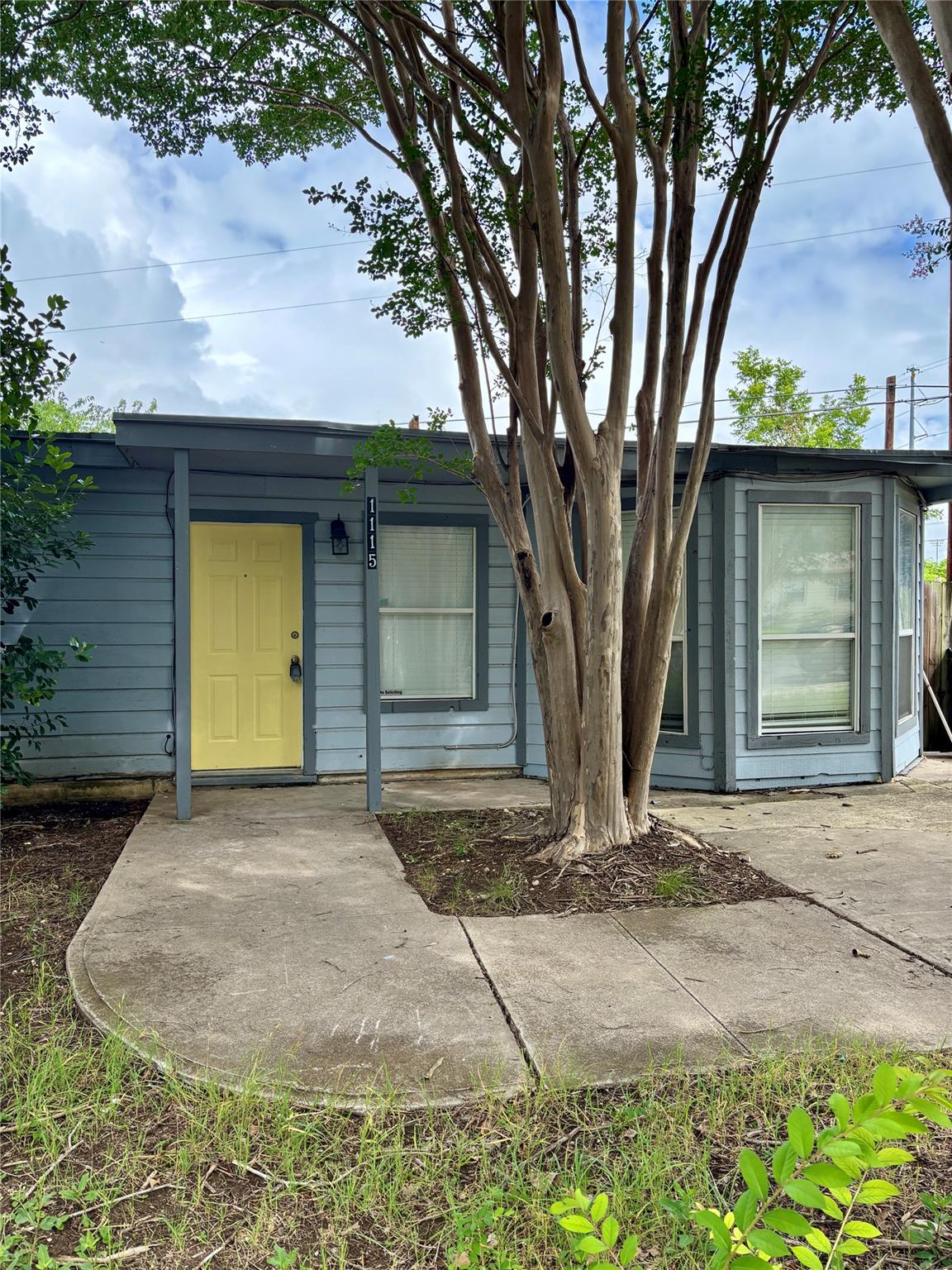 1115 Haynes St Property Photo 2