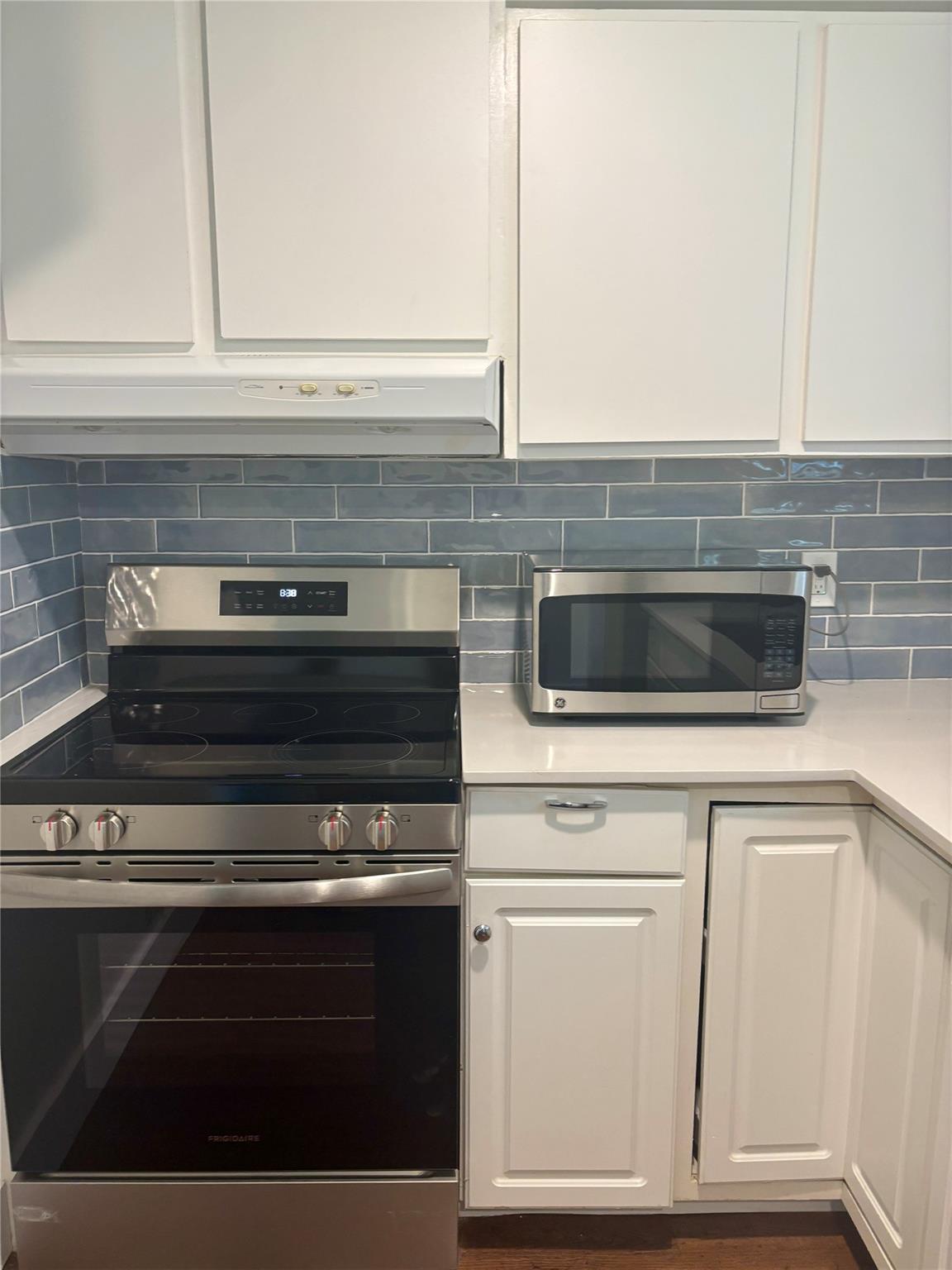 1115 Haynes St Property Photo 3
