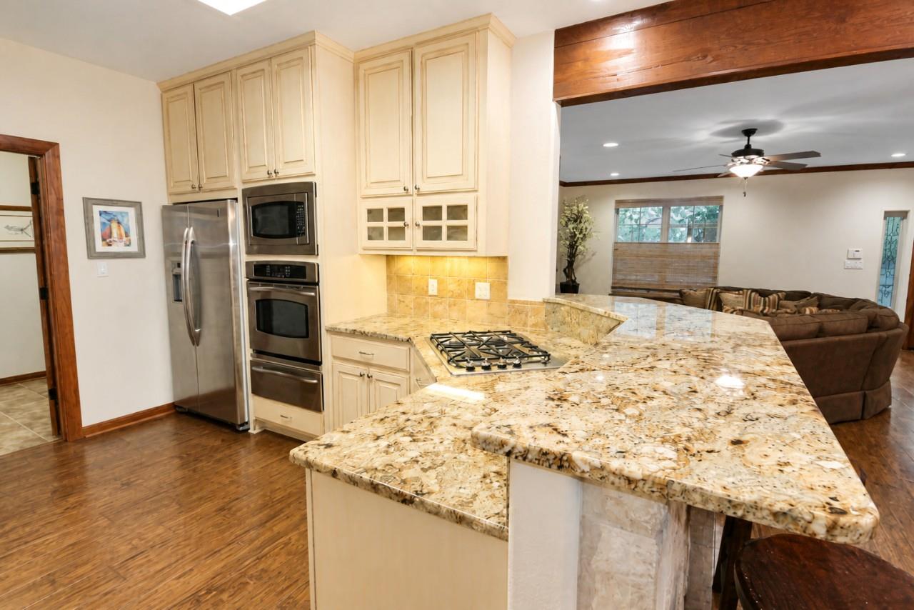 5300 Lookout Ridge Dr Property Photo 8
