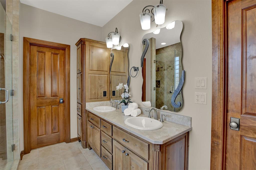 5300 Lookout Ridge Dr Property Photo 15