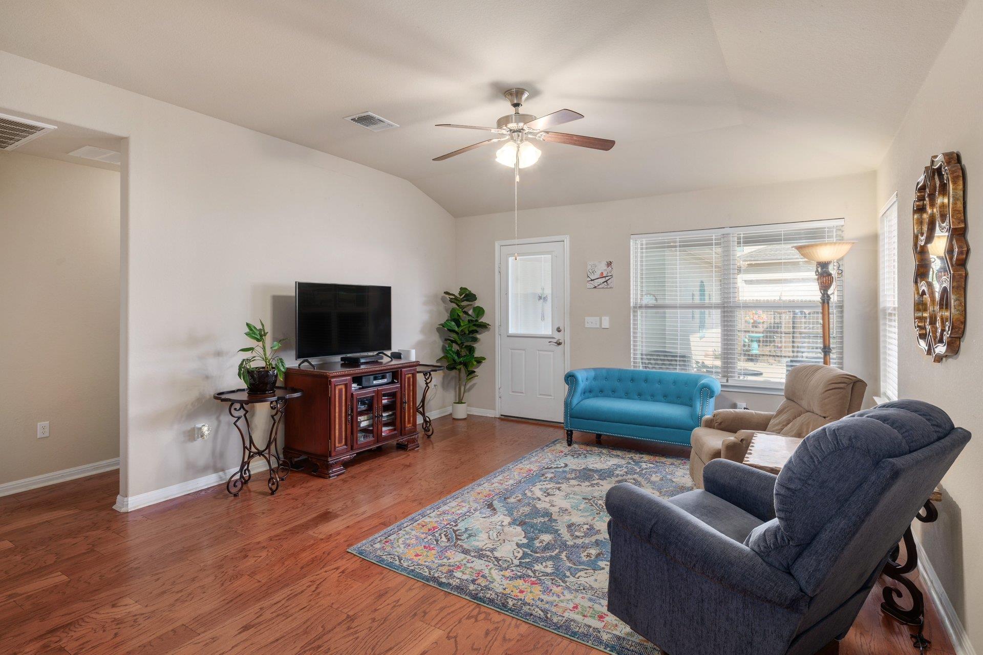 1413 Bess Cv Property Photo 6