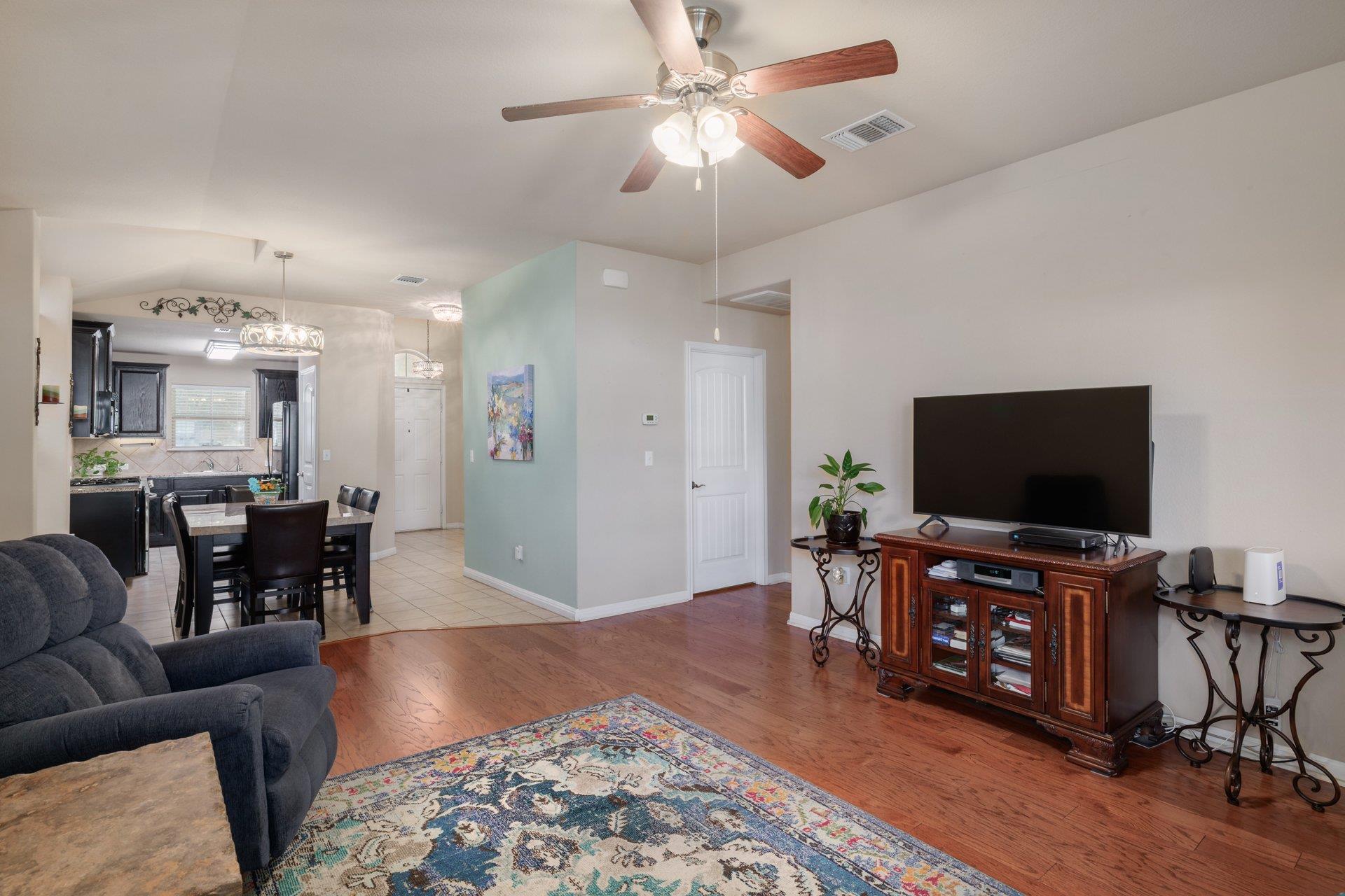 1413 Bess Cv Property Photo 8