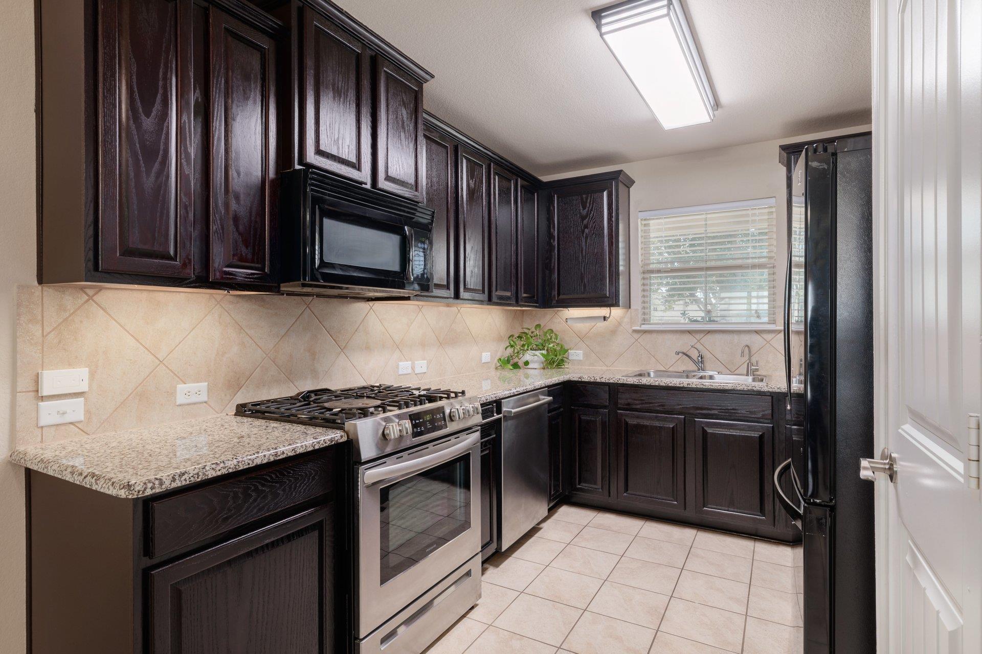 1413 Bess Cv Property Photo 12
