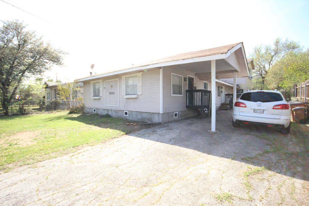 5204 Guadalupe St Property Photo