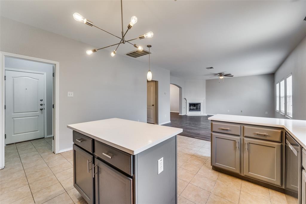 1809 Rachel Ln Property Photo 2