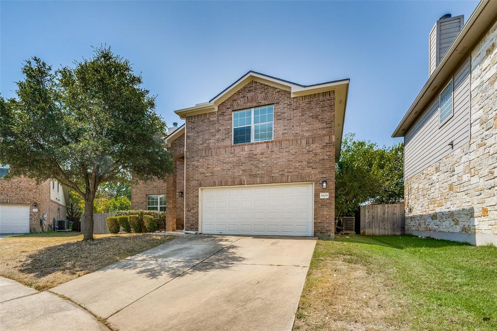 1809 Rachel Ln Property Photo 3