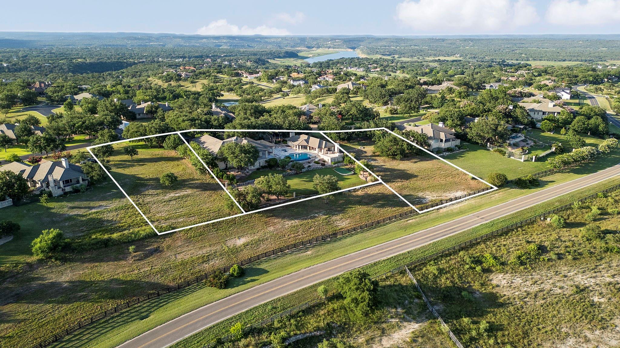 1201 Majestic Hills Blvd Property Photo 2