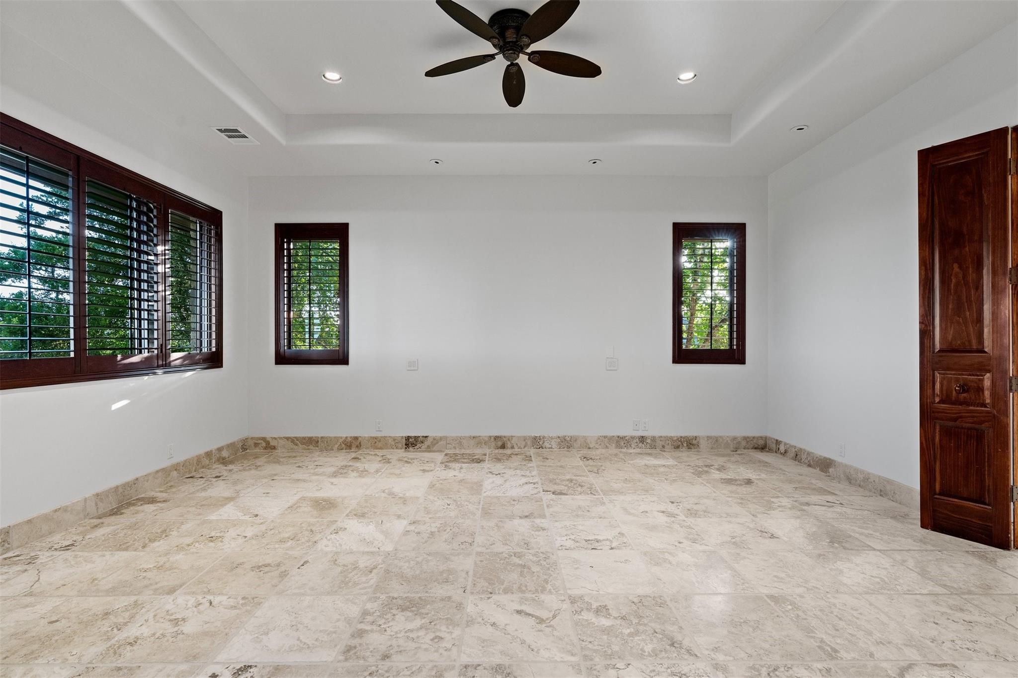1201 Majestic Hills Blvd Property Photo 16