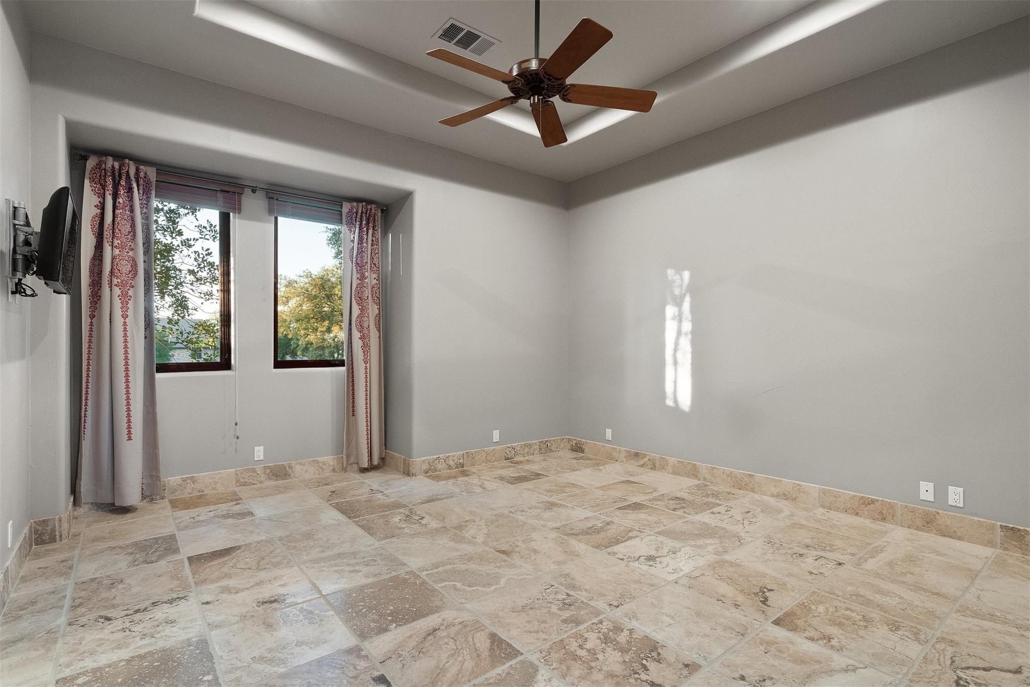 1201 Majestic Hills Blvd Property Photo 33
