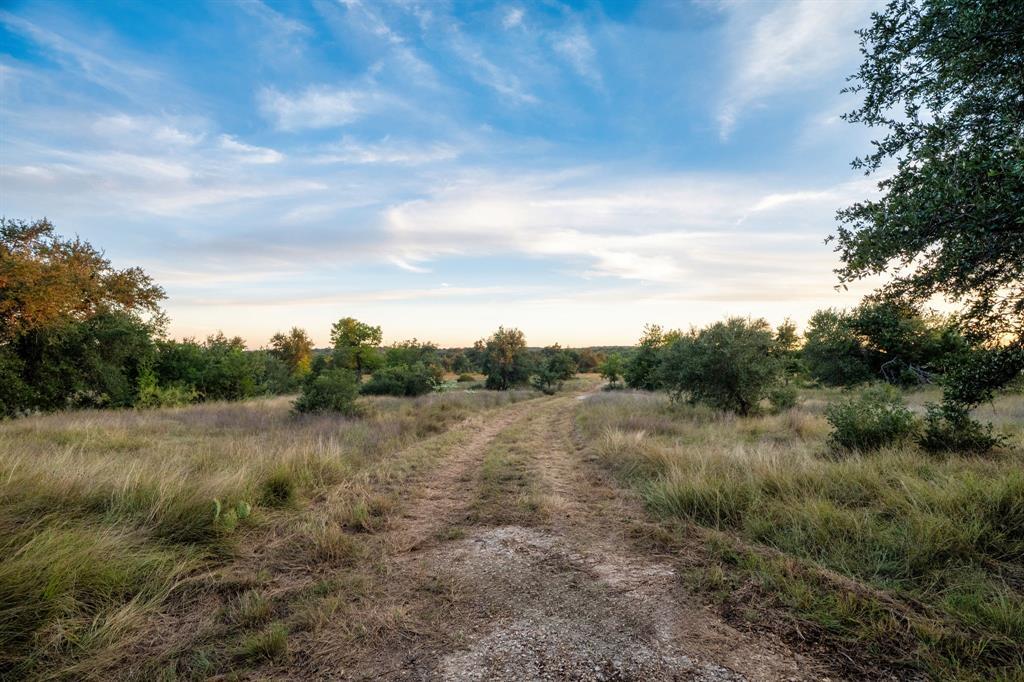 7275 Creek Rd Property Photo 5