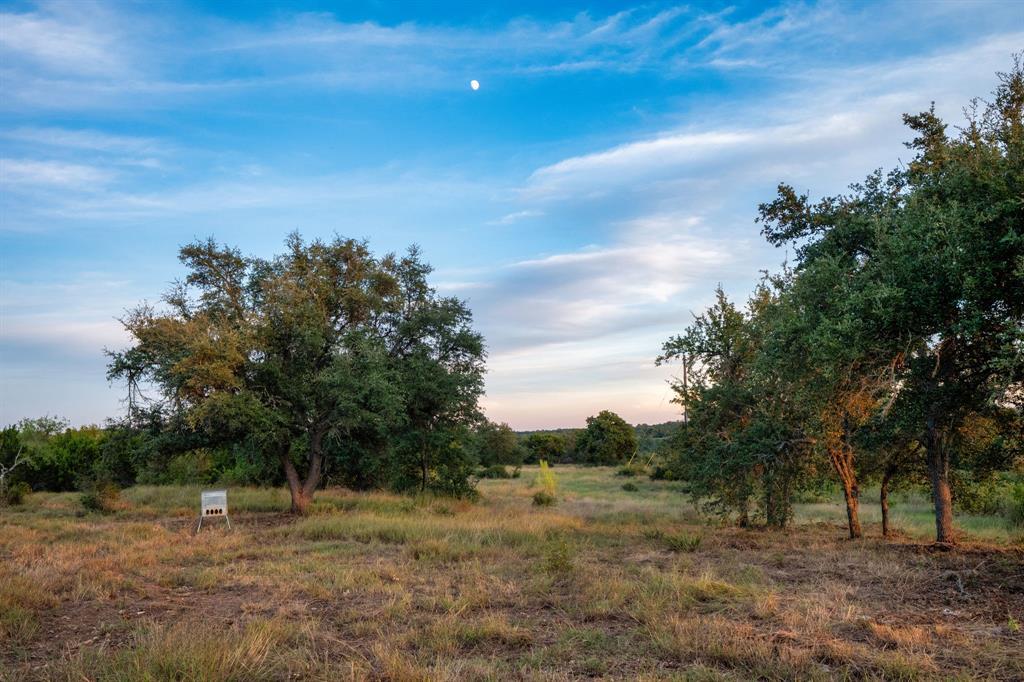 7275 Creek Rd Property Photo 18
