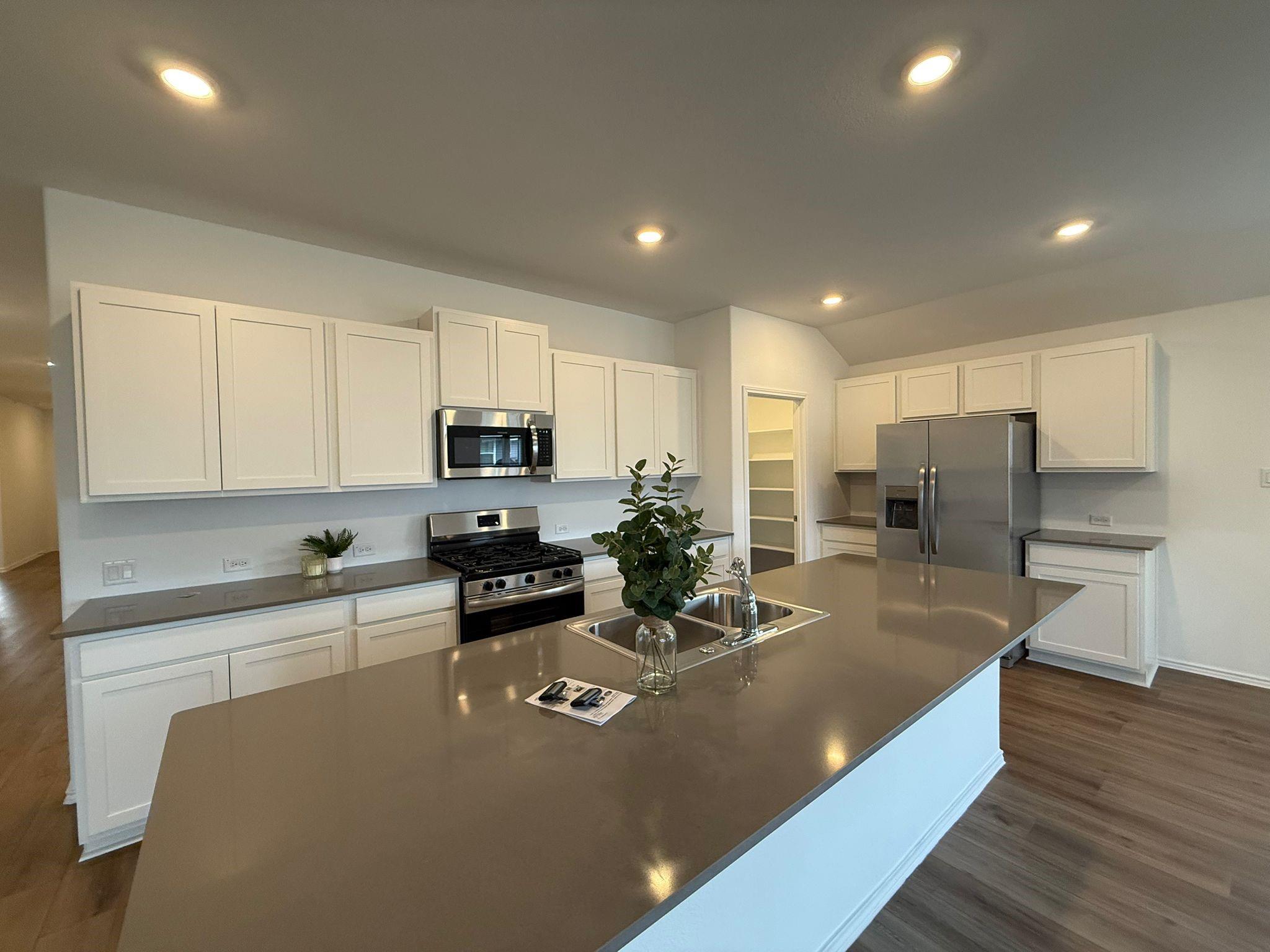 290 Gresham None Property Photo 10