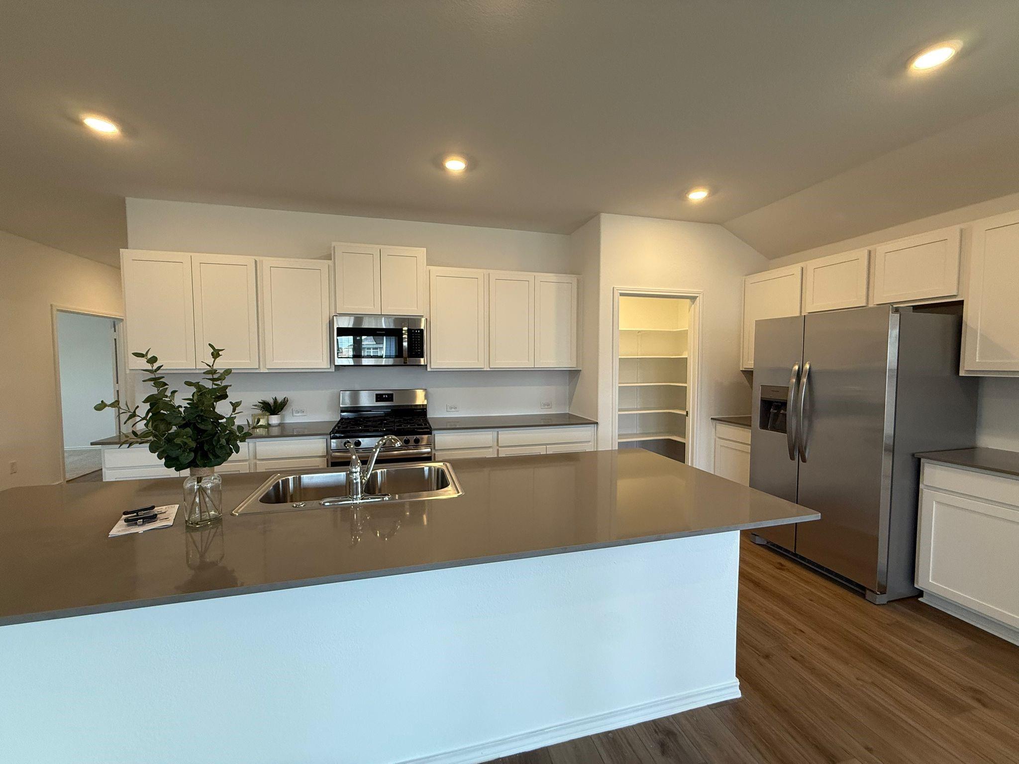 290 Gresham None Property Photo 11