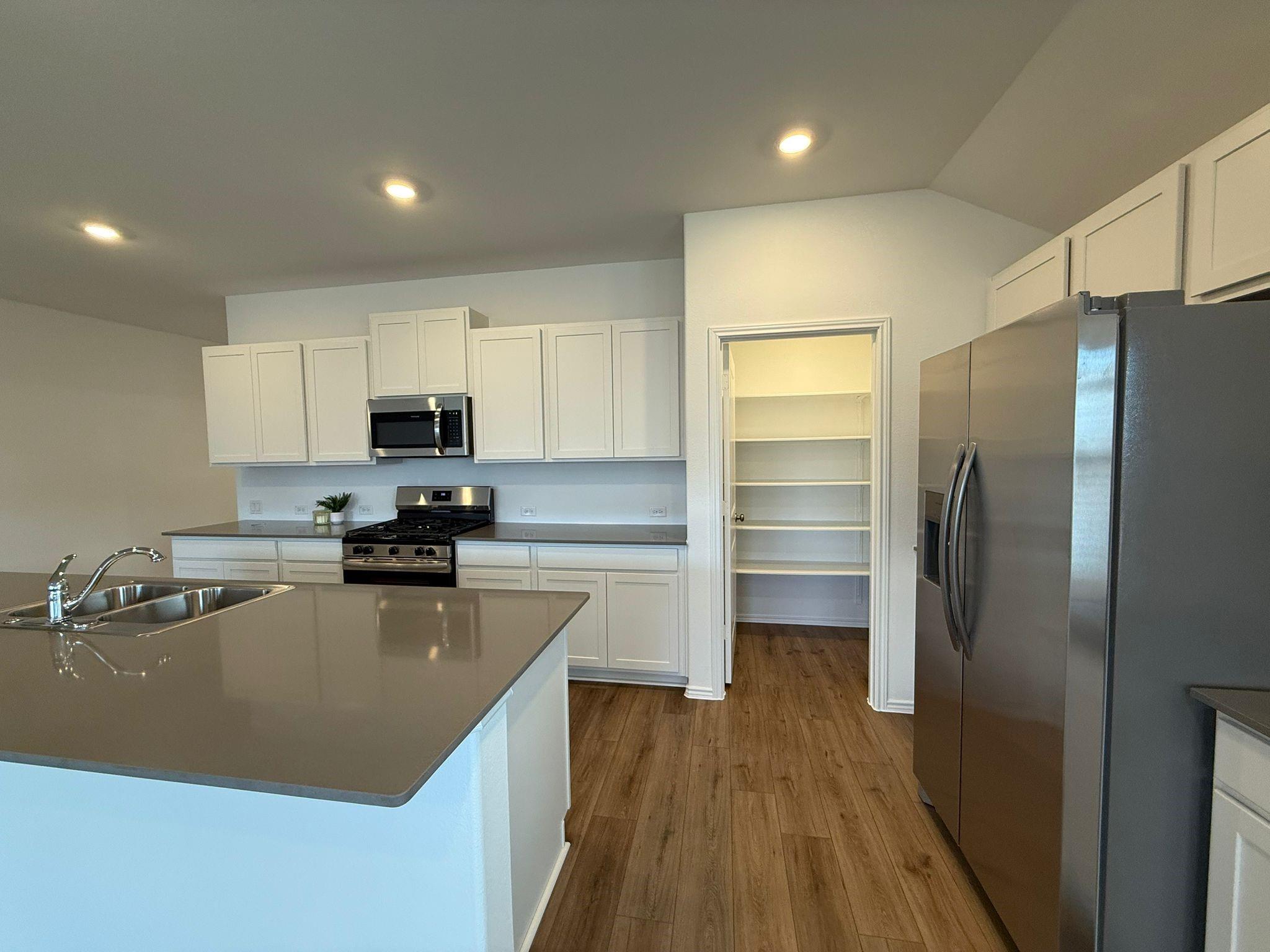 290 Gresham None Property Photo 12