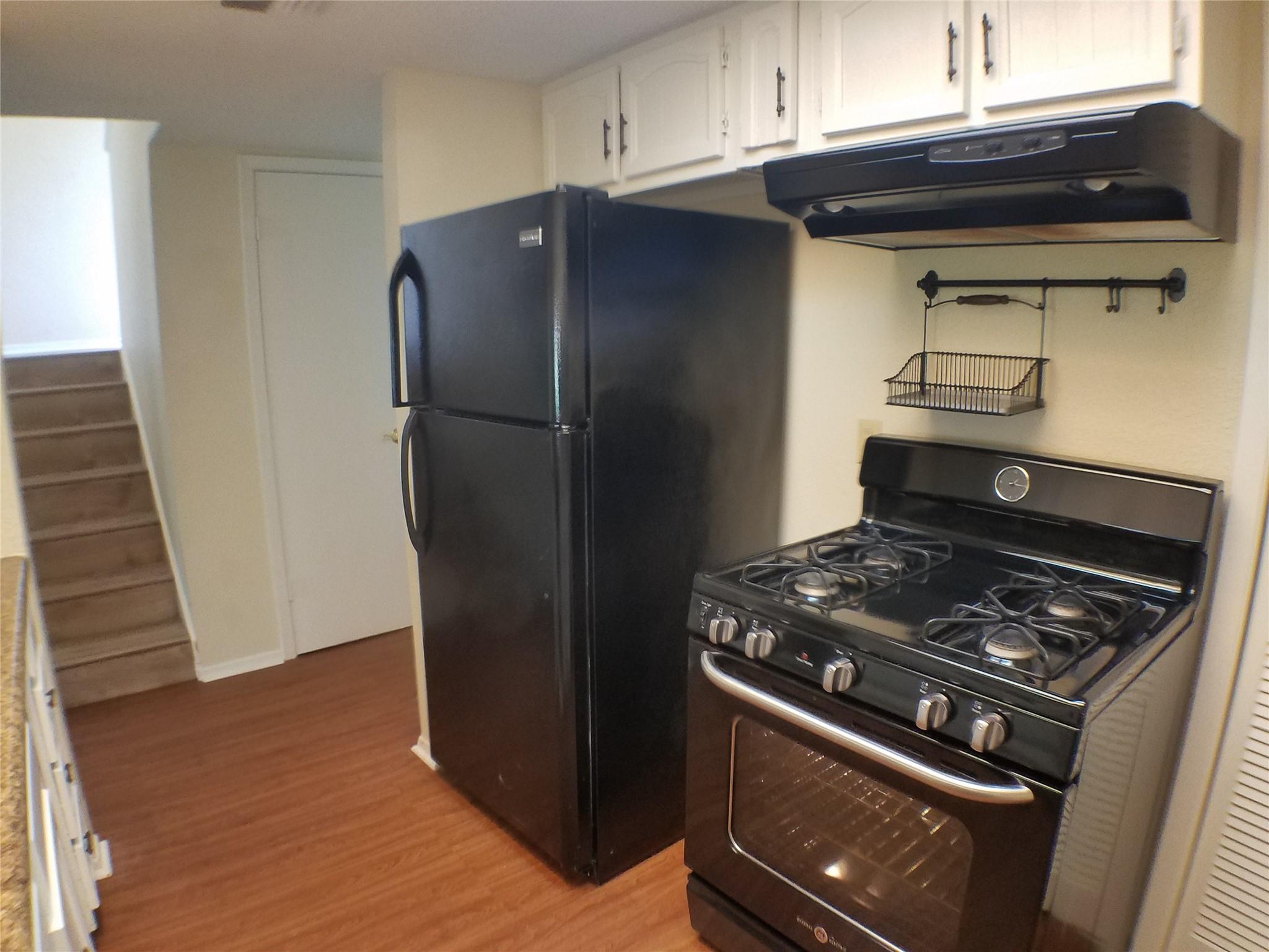 4908 Barkbridge Trl Property Photo 5