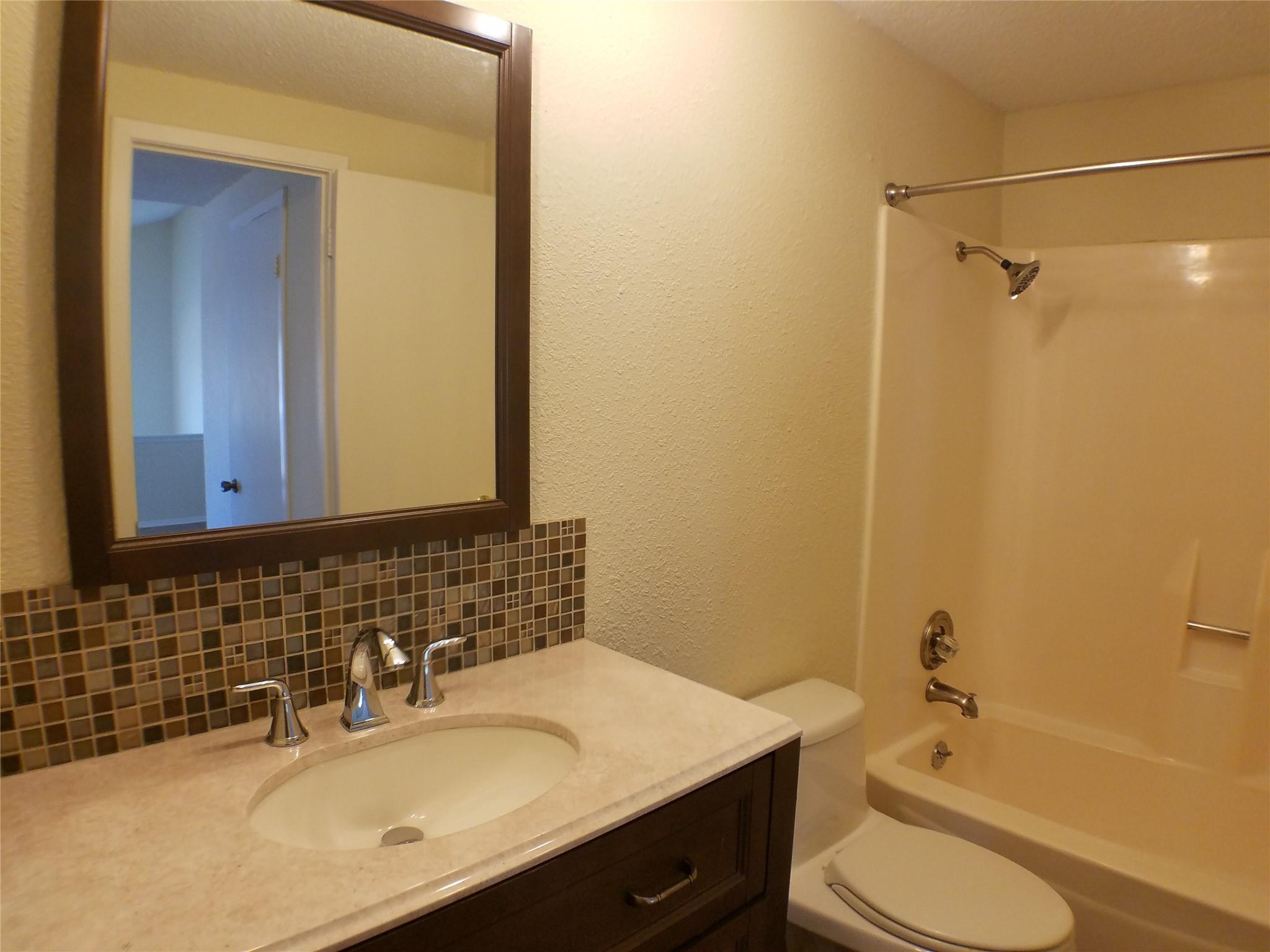 4908 Barkbridge Trl Property Photo 10