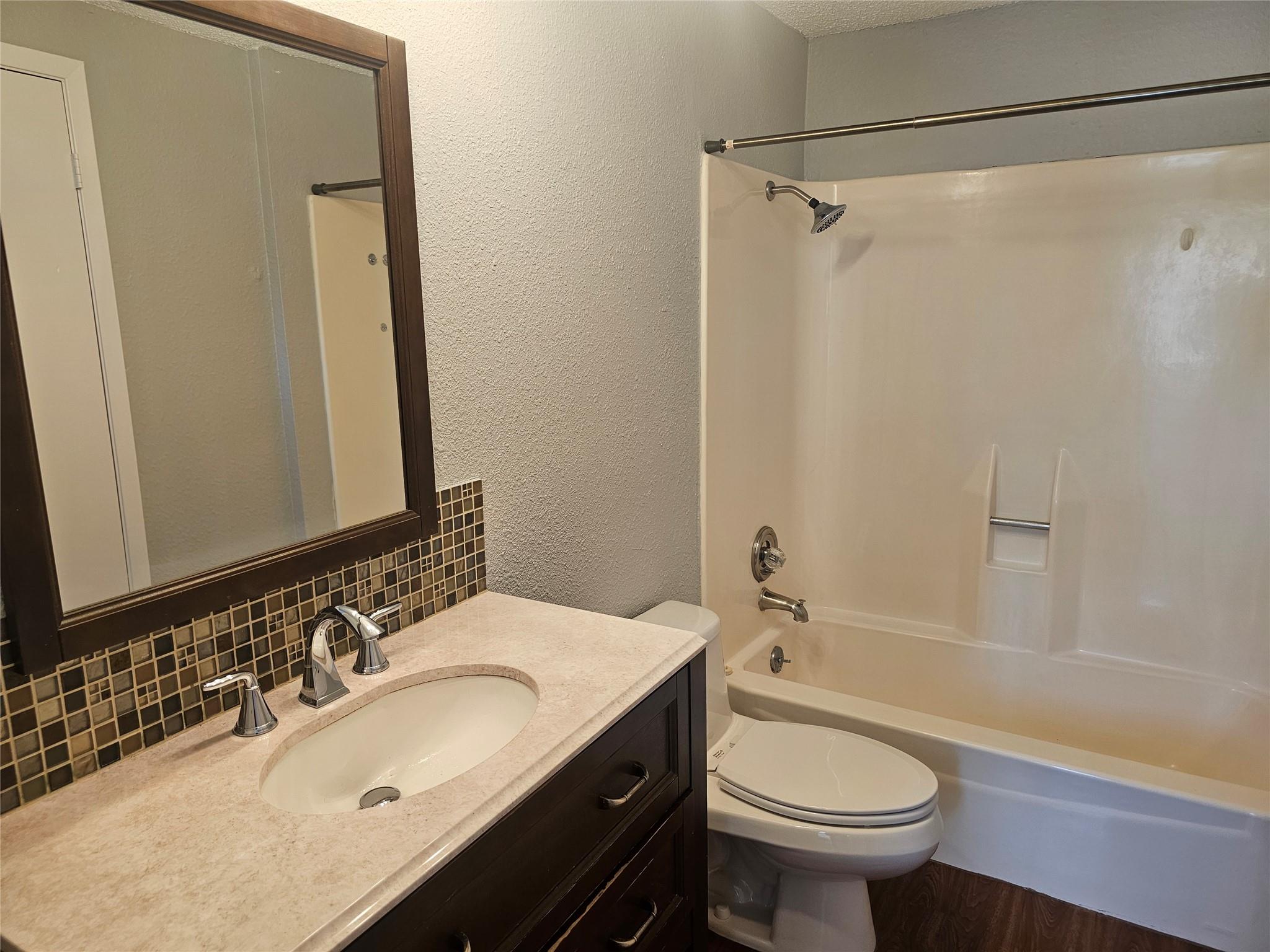 4908 Barkbridge Trl Property Photo 12