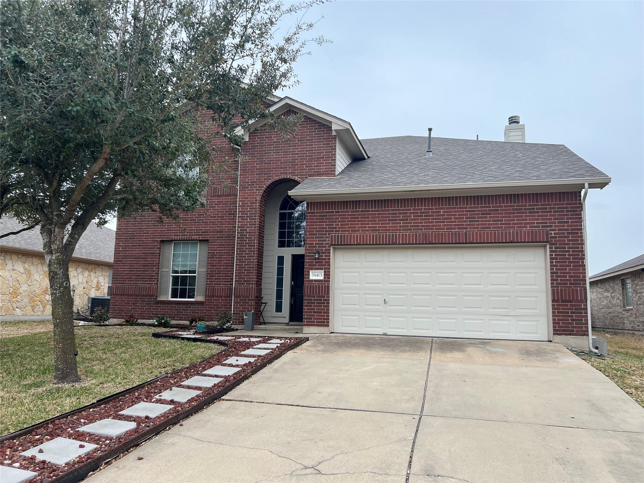 18413 Shallow Pool Dr Property Photo