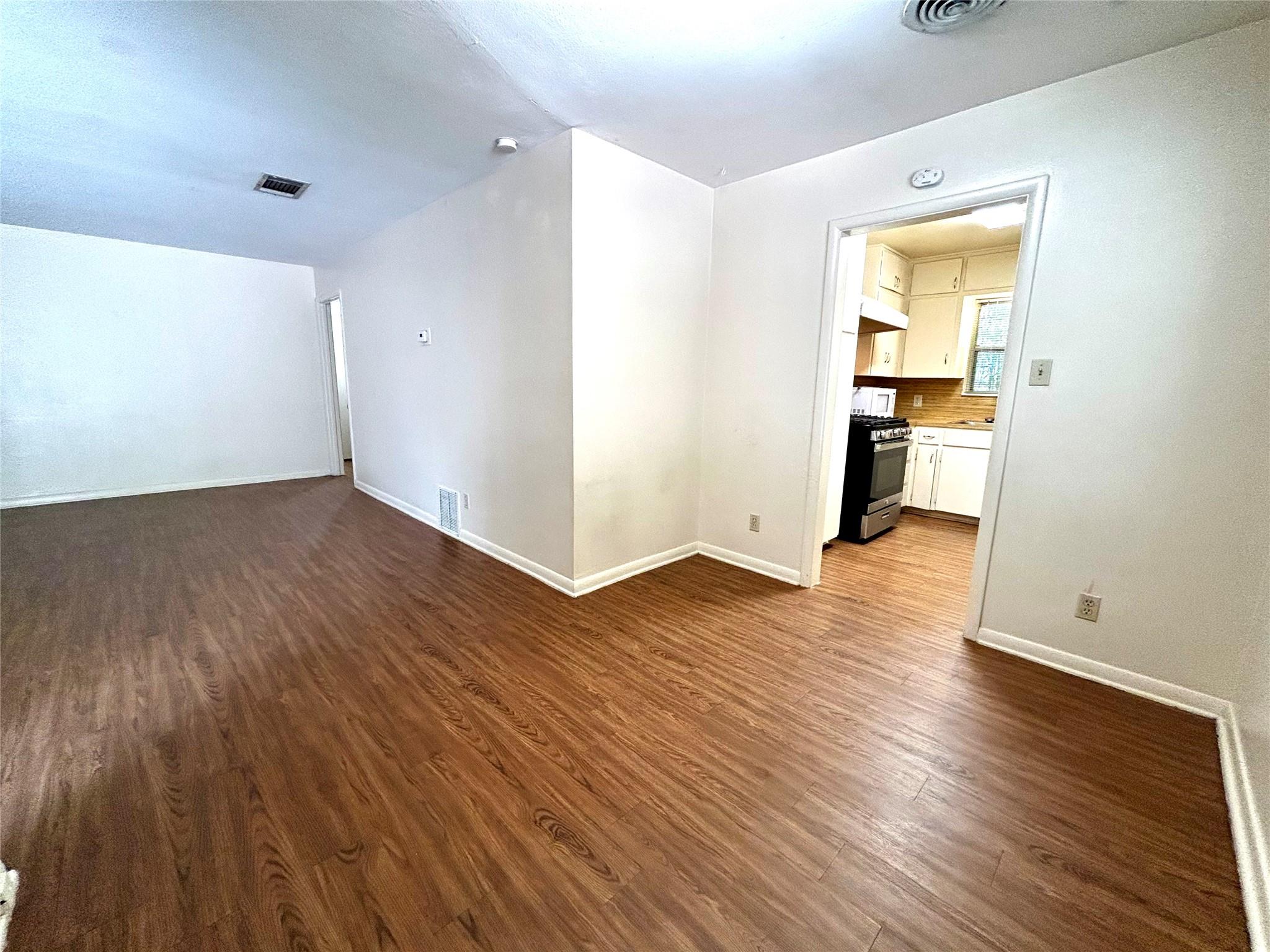 607 Bellevue Pl #a Property Photo 3