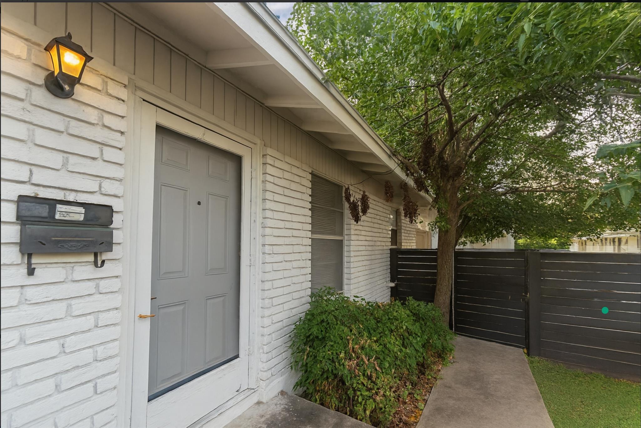 607 Bellevue Pl #a Property Photo 21
